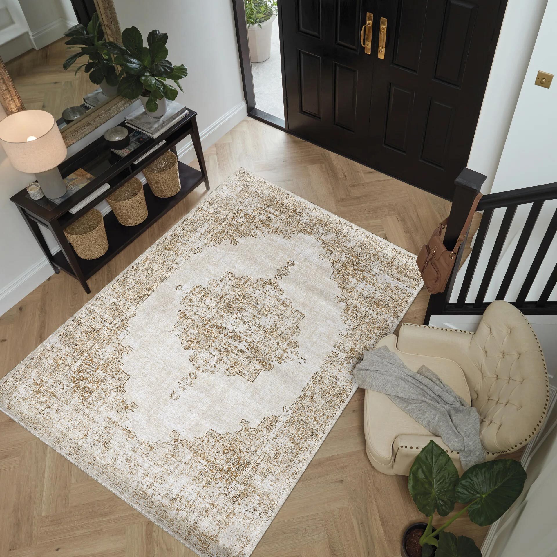 Large View Noble Traditional Medallion Rug
