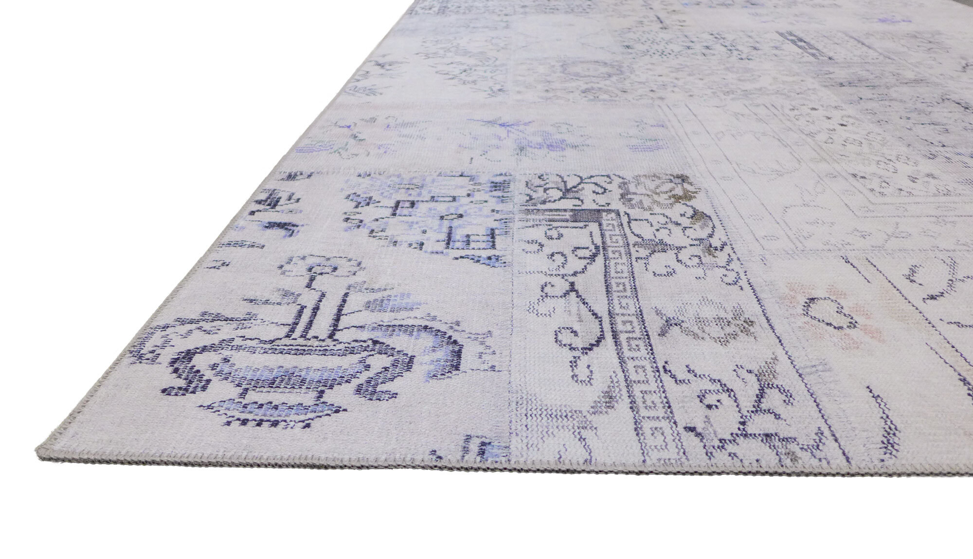 Large View Noble Traditional Patchwork Rug