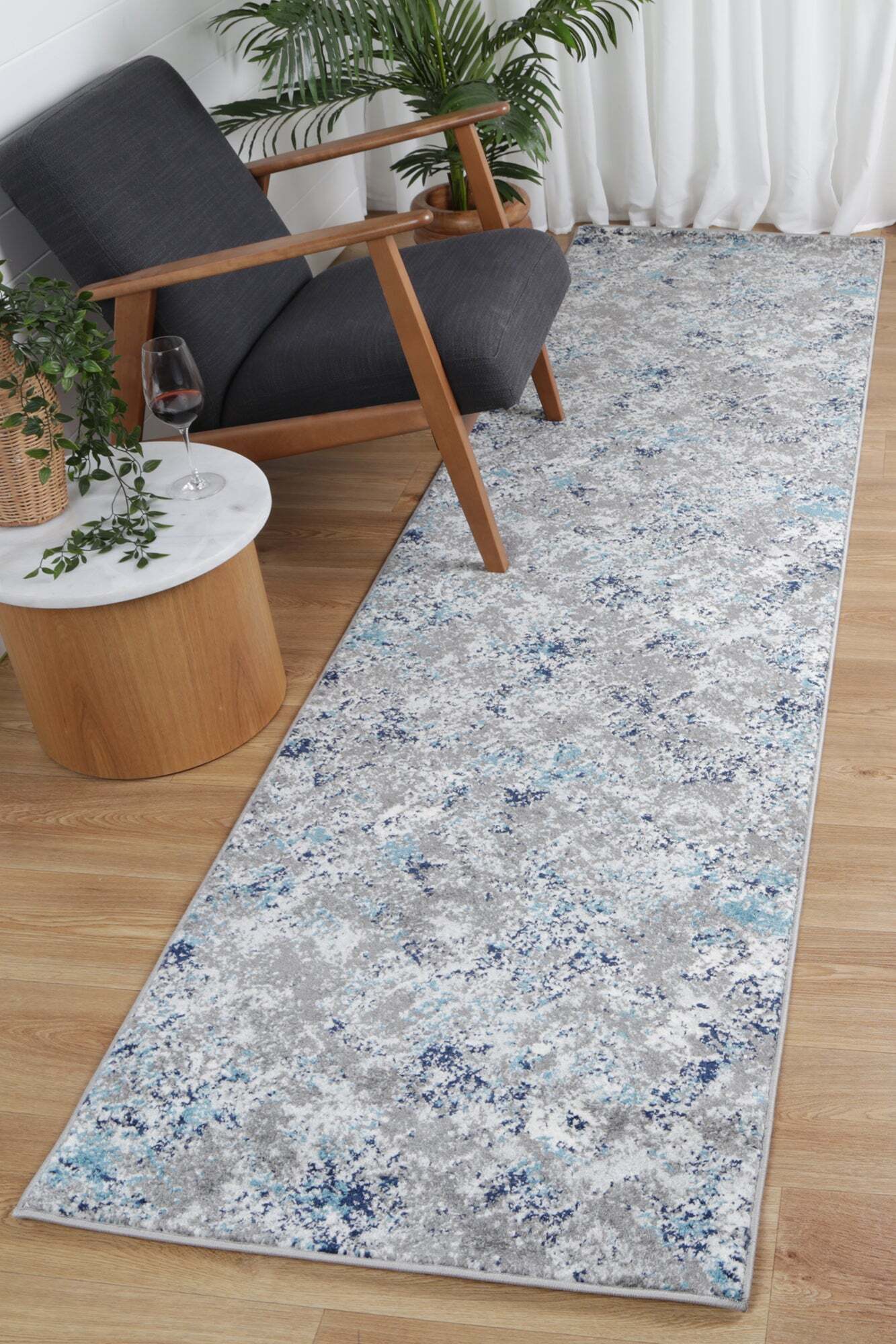 Peri Contemporary Distressed Rug