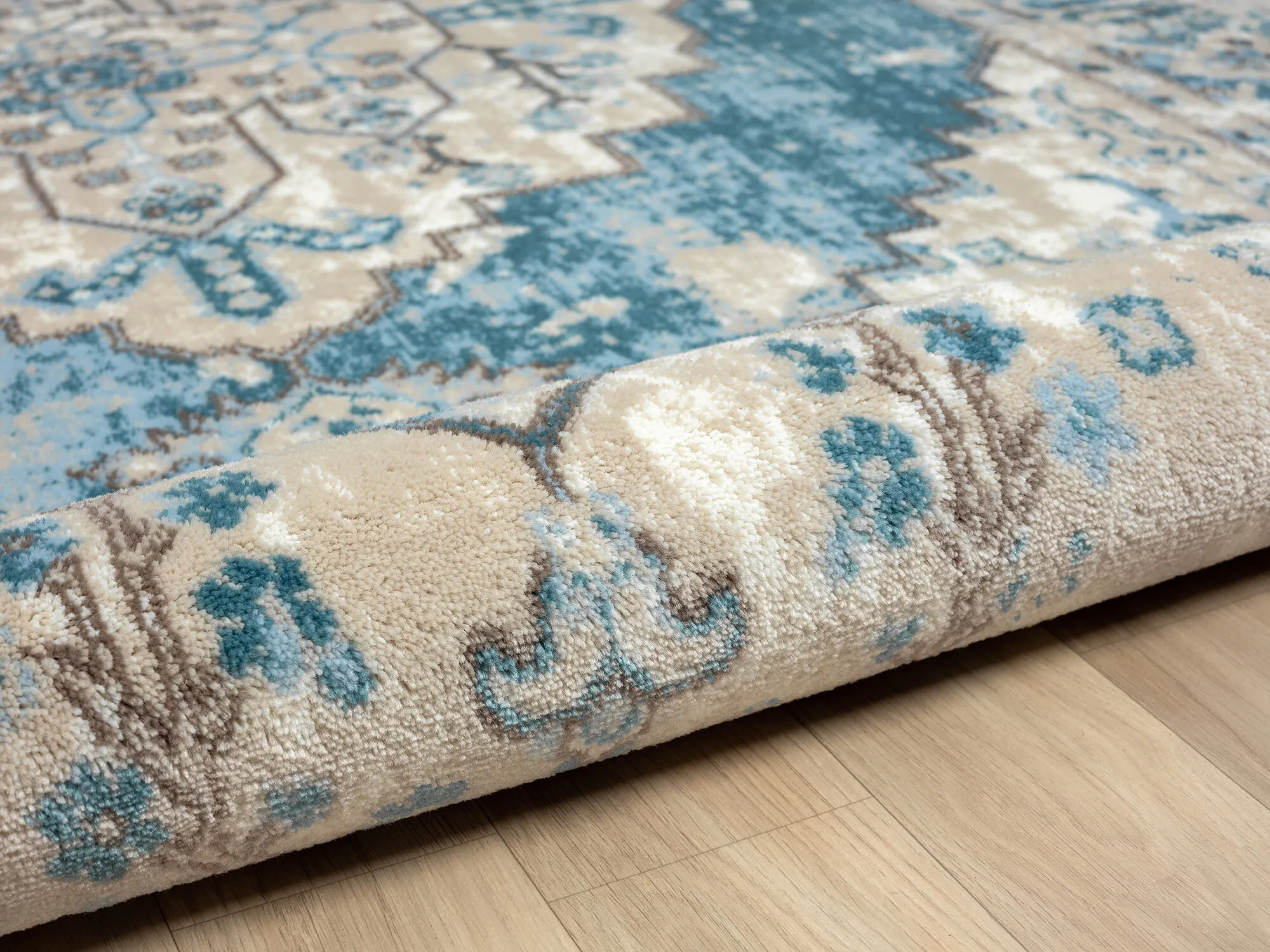 Large View Persico Traditional Medallion Rug