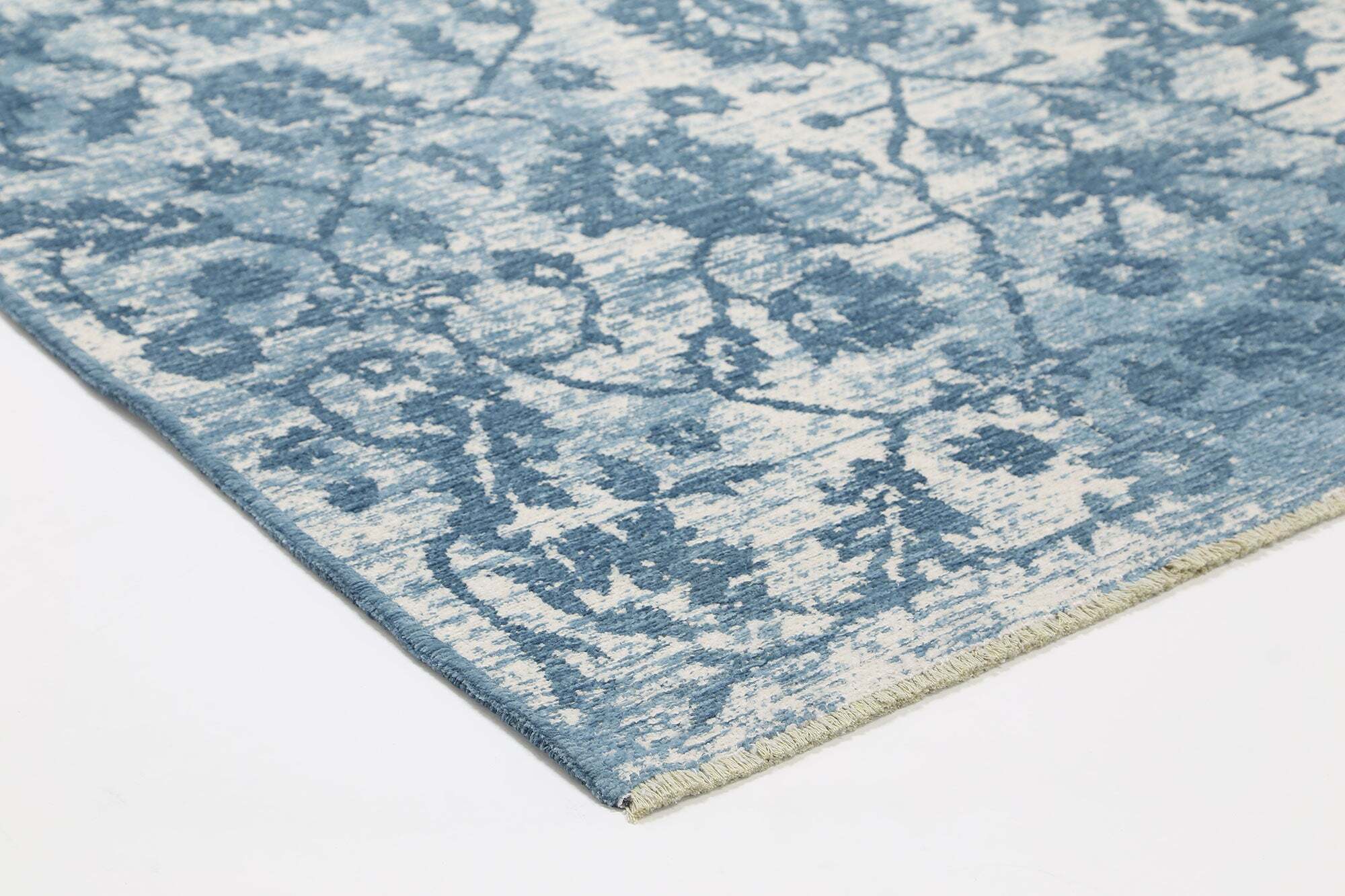 Ryan Blue Distressed Floral Rug