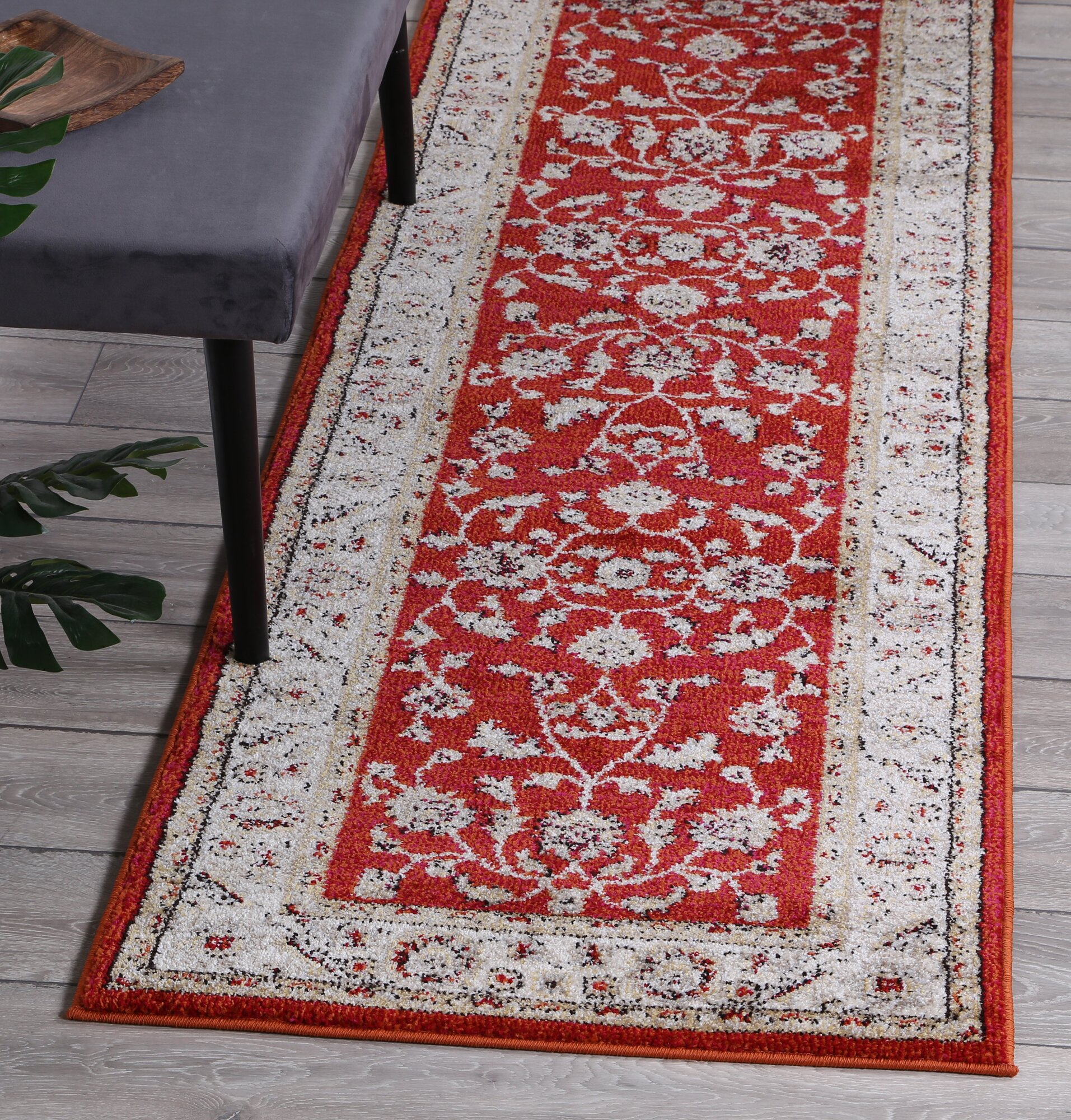 Sophia Classic Traditional Rug