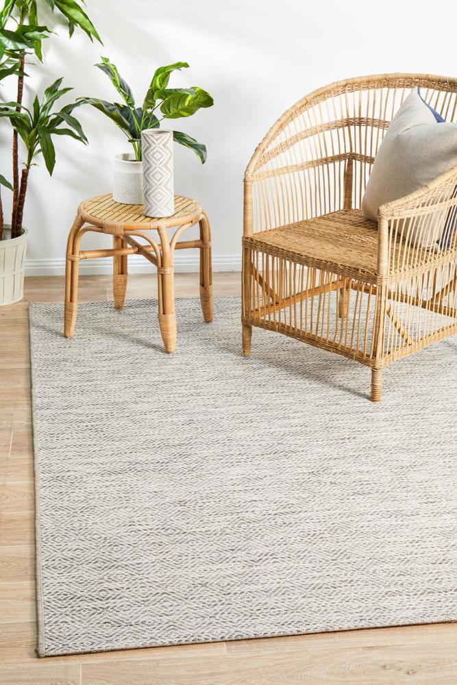 Terry Geometric Outdoor Rug