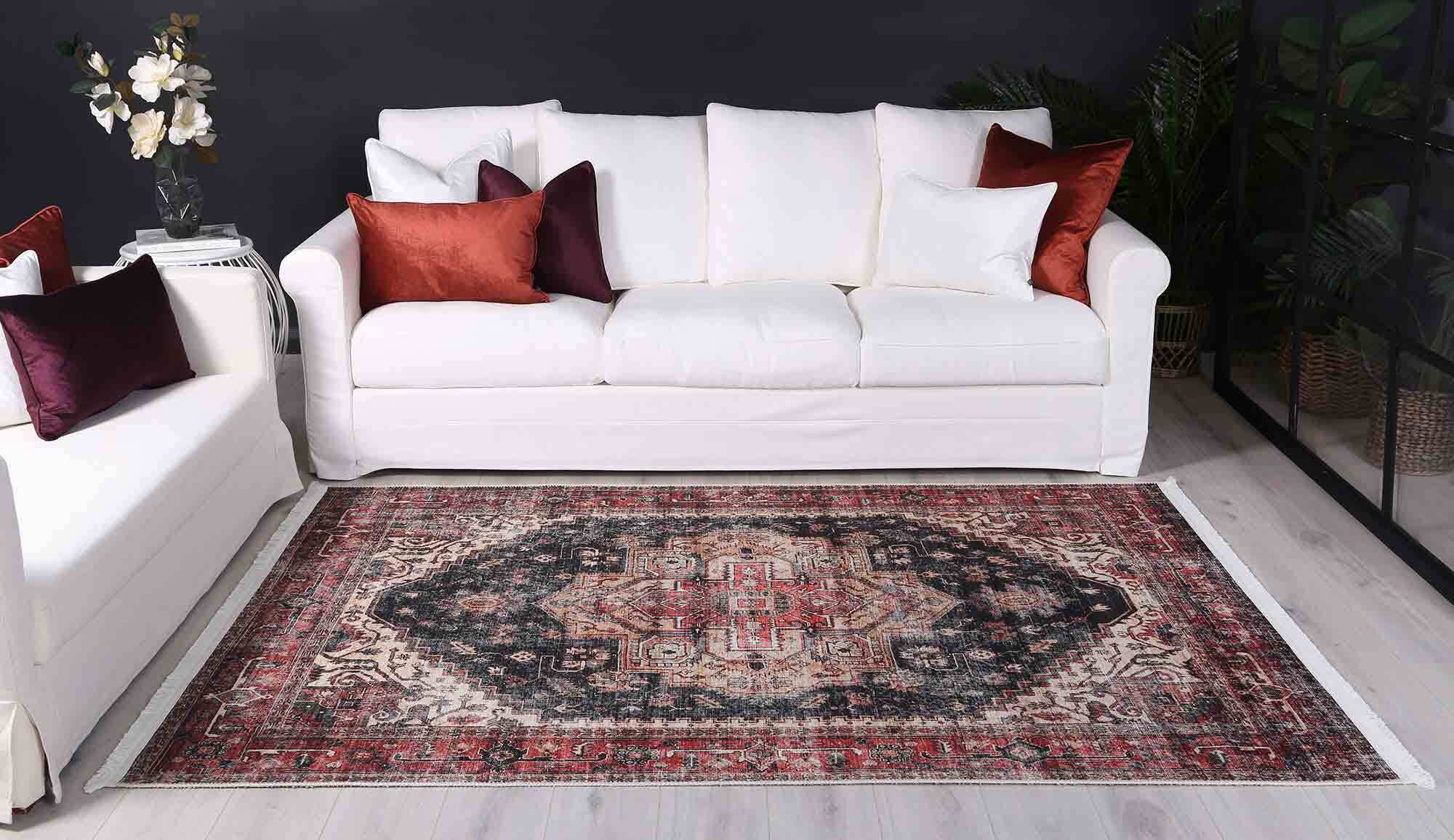Large View Victoria Vintage Transitional Rug