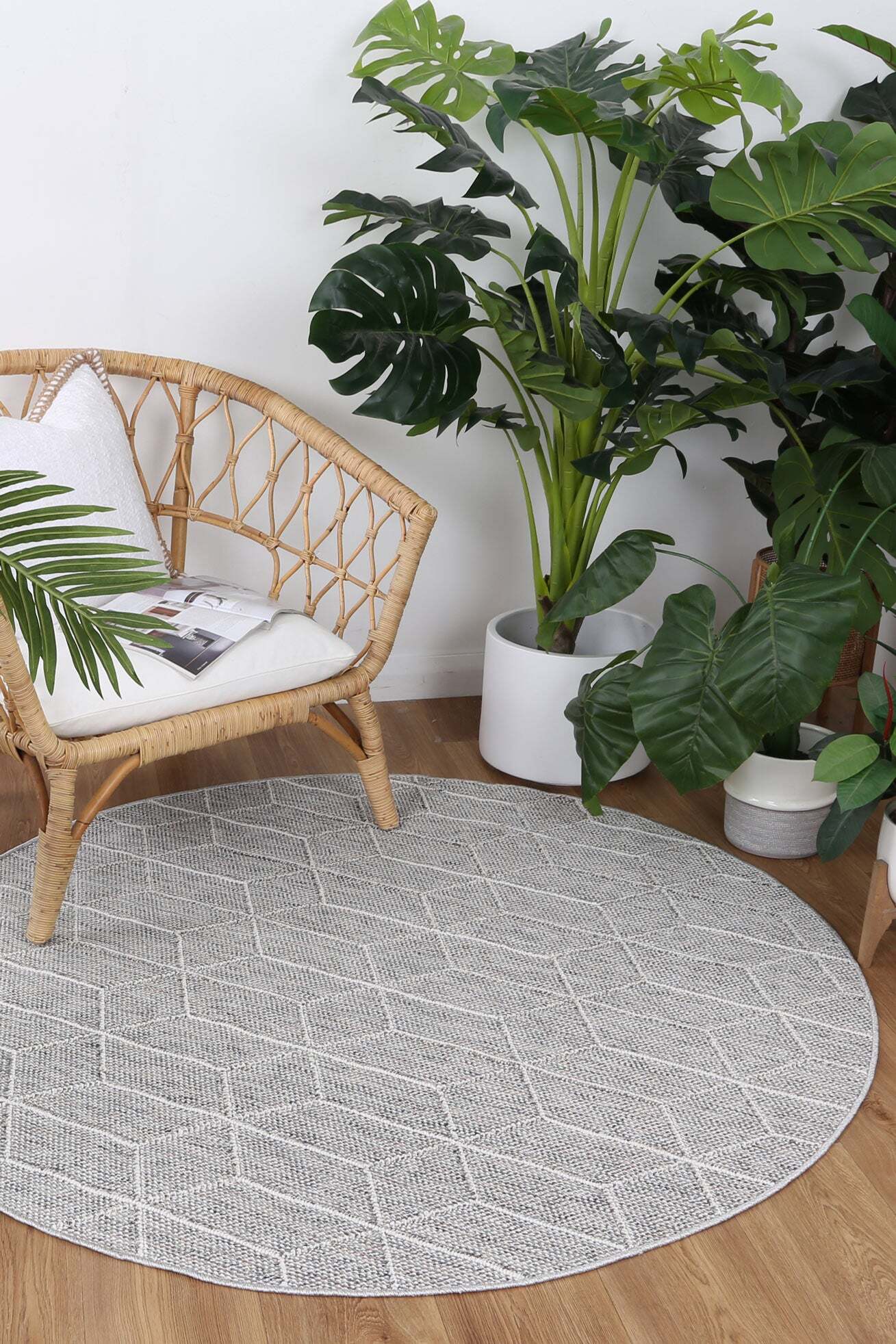 Large View Viva Geometric Flatweave Rug