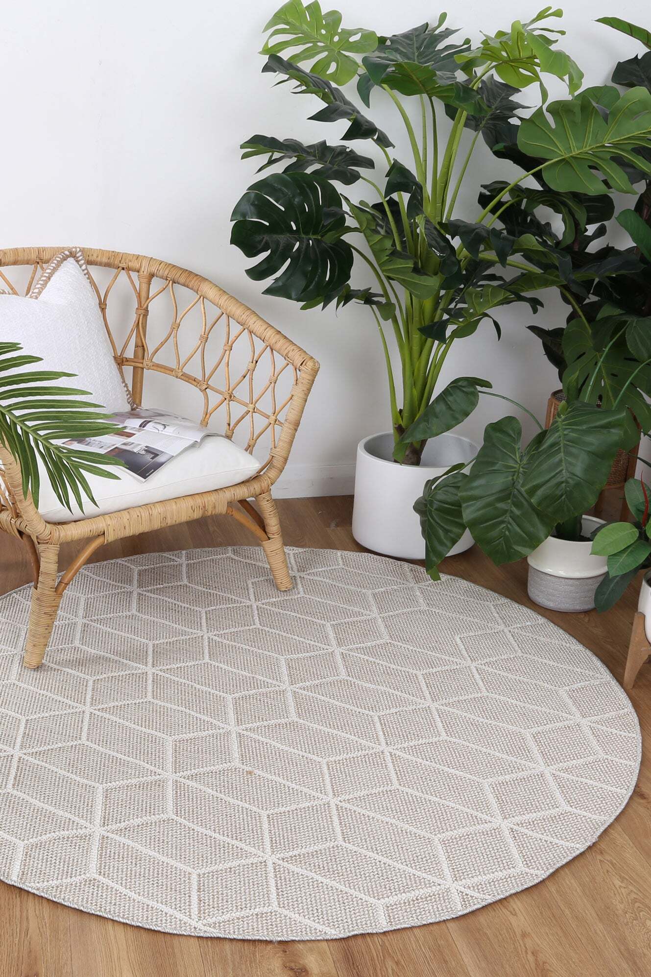 Large View Viva Geometric Flatweave Rug