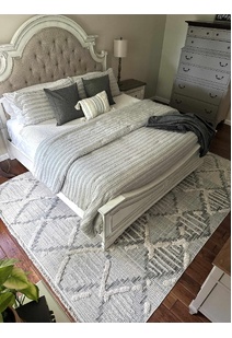 Spain Moroccan Trellis Rug