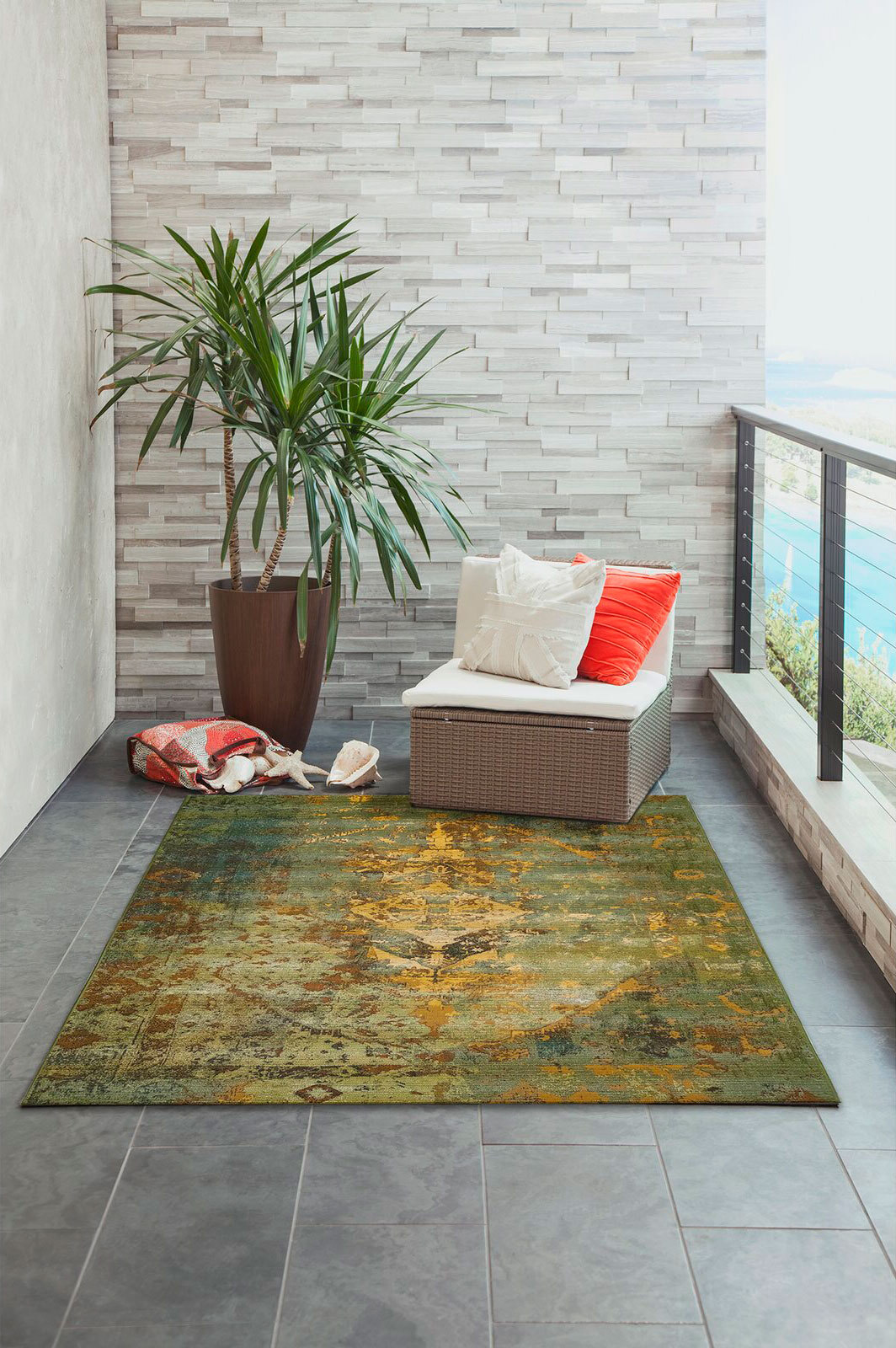 Large View Aperto Transitional Green Rug