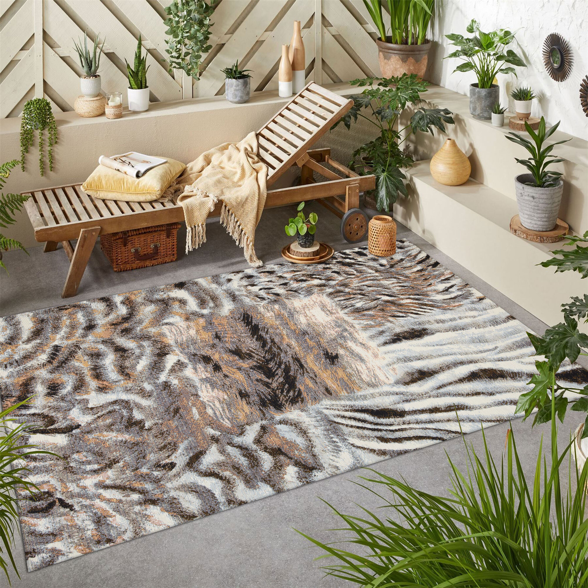 Large View Mystique Indoor/Outdoor Rug