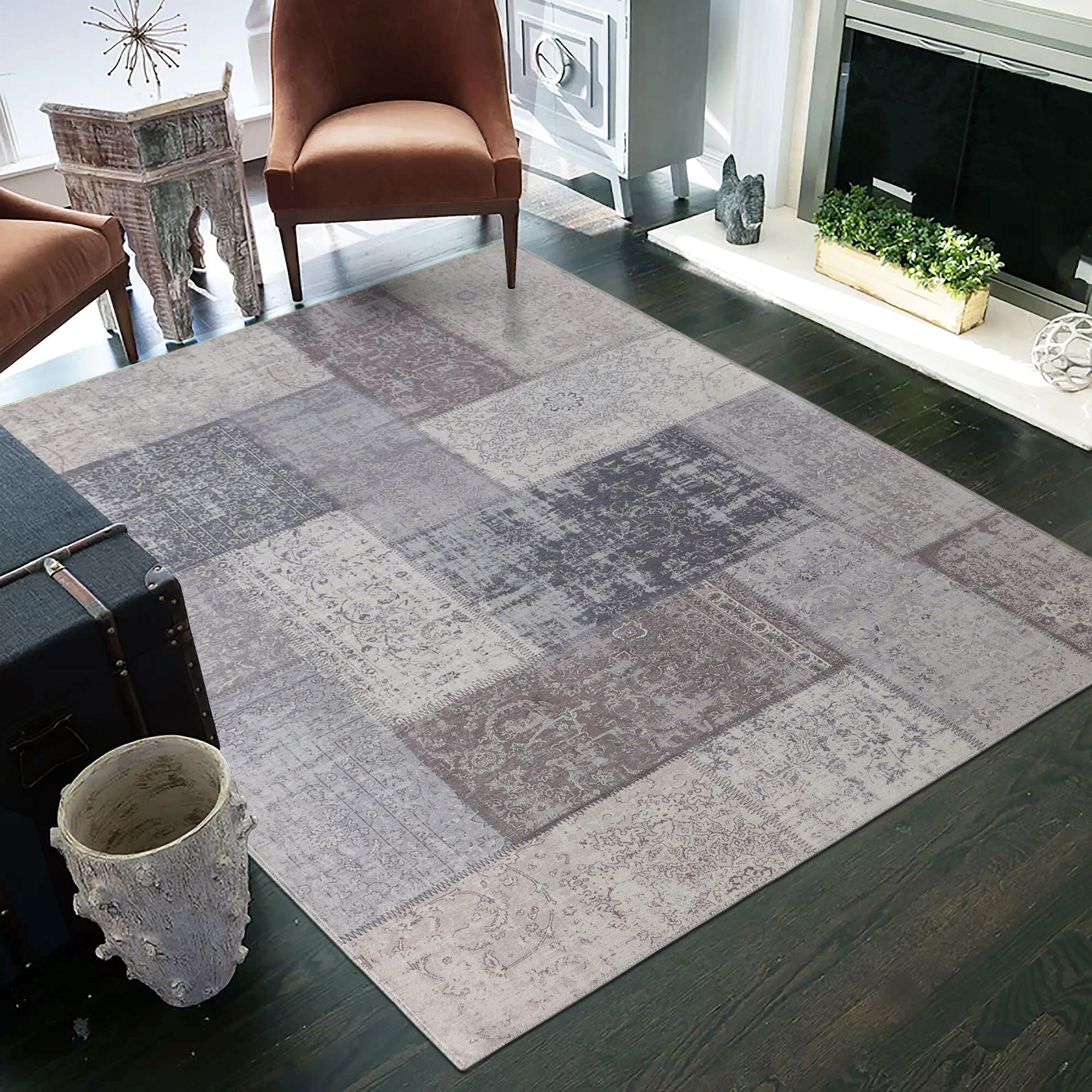 Large View Noble Traditional Patchwork Rug