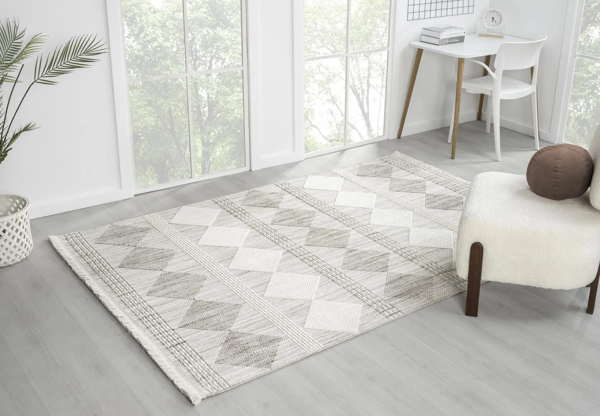 Prague Modern Geometric Rug