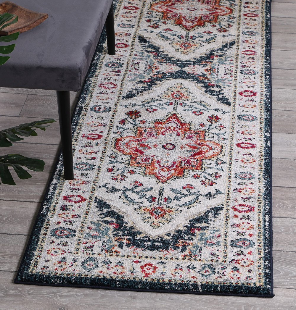Sophia Classic Geometric Rug