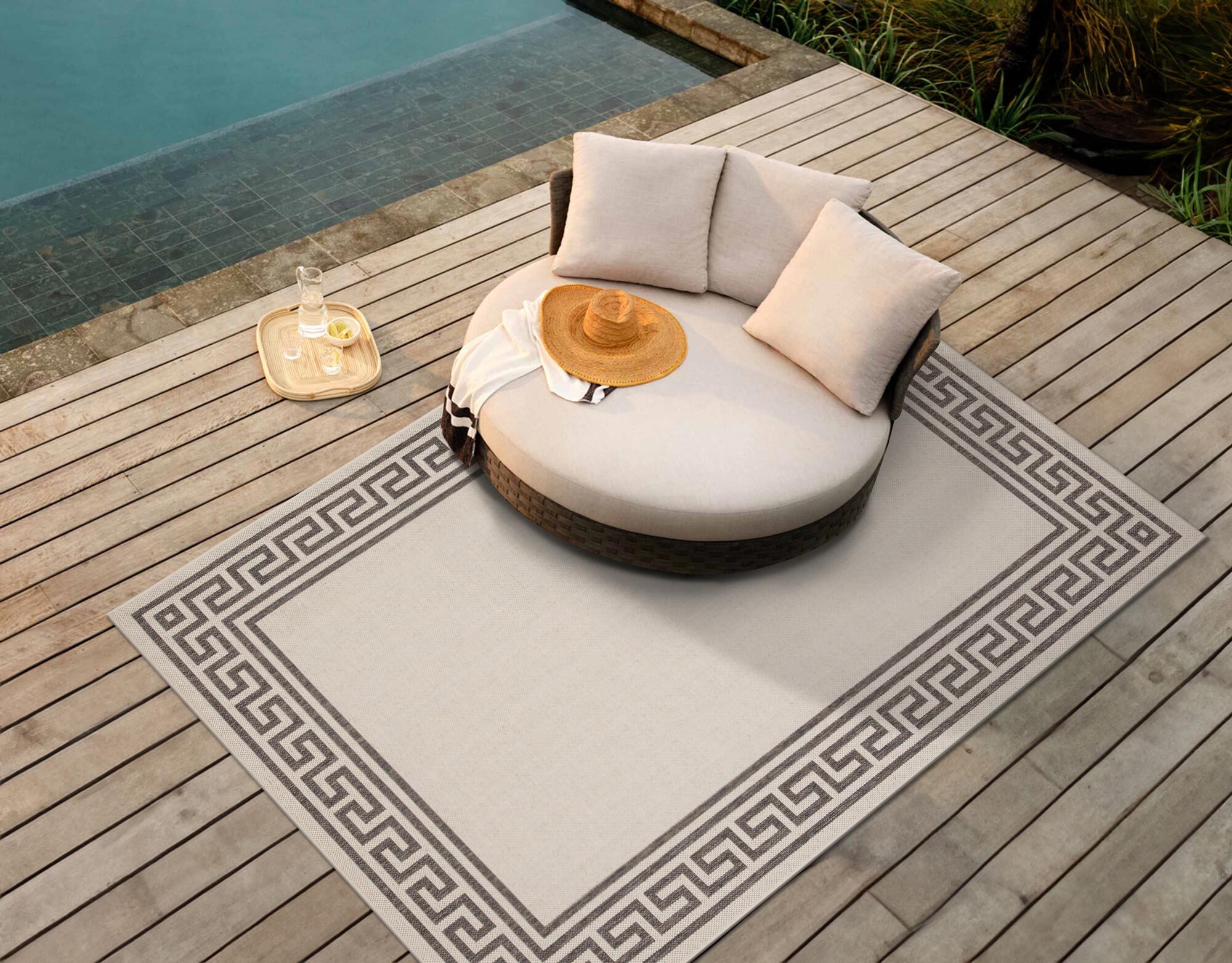 Large View Soleil Ivory Greek Key Border Rug