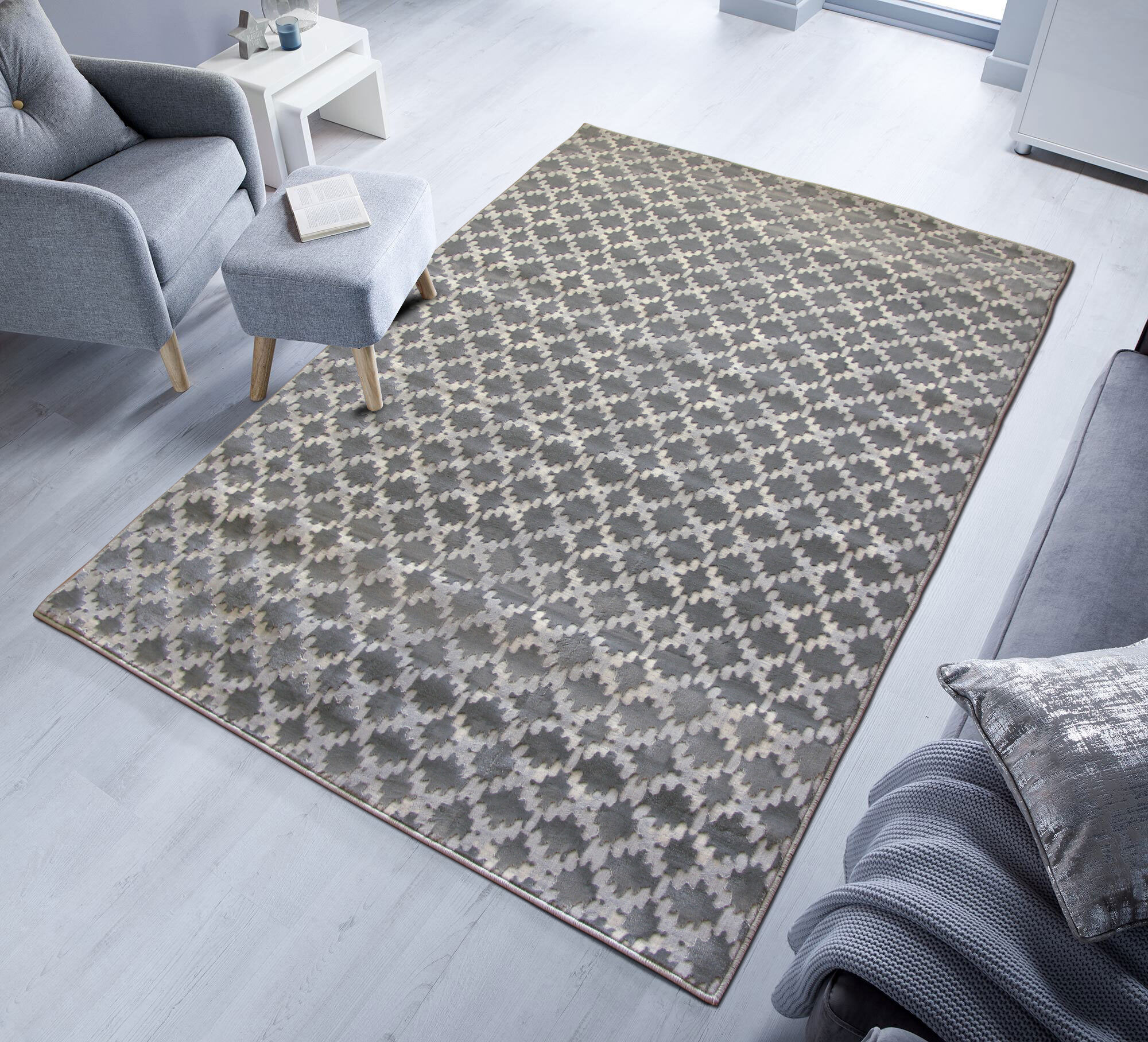 Large View Valentino Diamond Design Rug