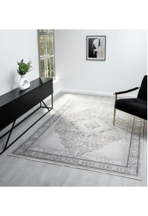 Fendi Traditional Medallion Rug