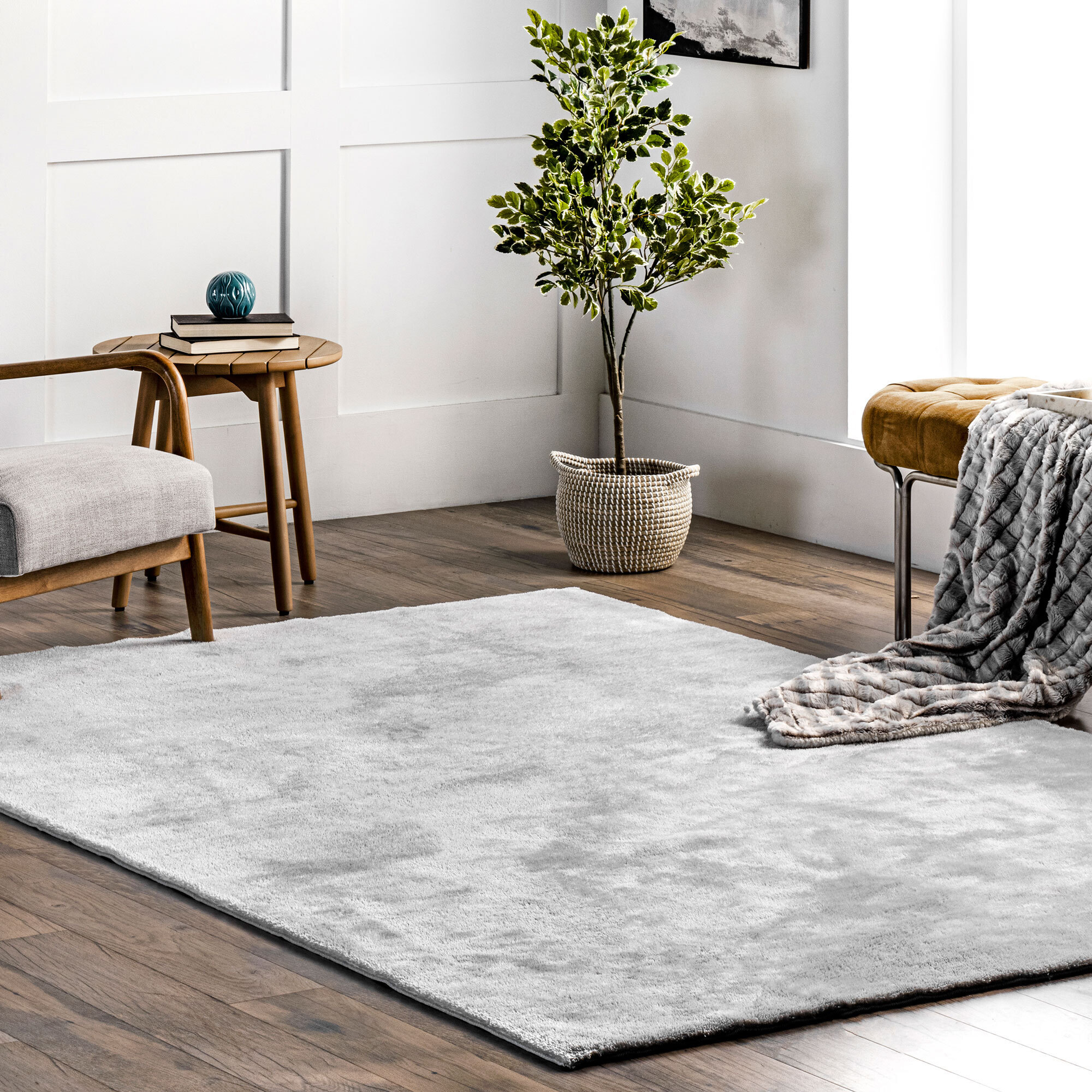 Jones Washable Rug JONPLA-LTGREY [Weaves: Power Loomed] [Materials: Synthetics] [Price: $$] [Style: Washable] [Size: 170x120 cm] [Colours: Black & Gre