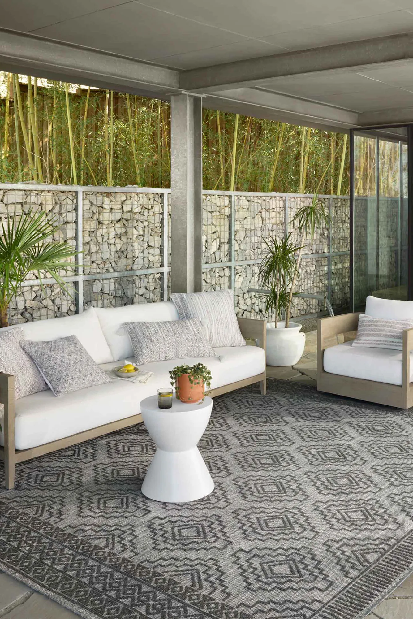 Alfresco Geometric Patio Rug(Size 290 x 200cm)