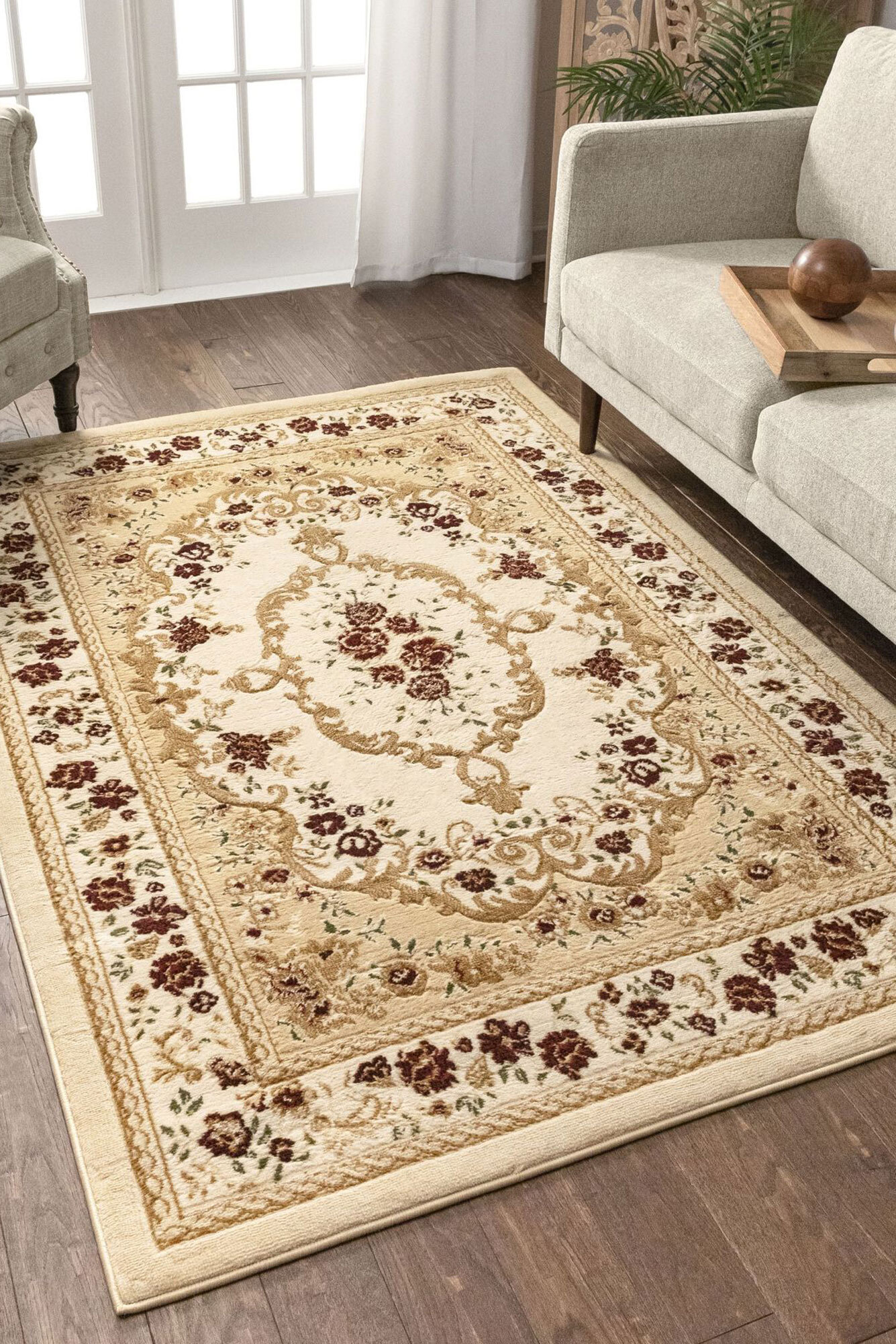 Axel Beige Traditional Floral Rug(Size 170 x 120cm)