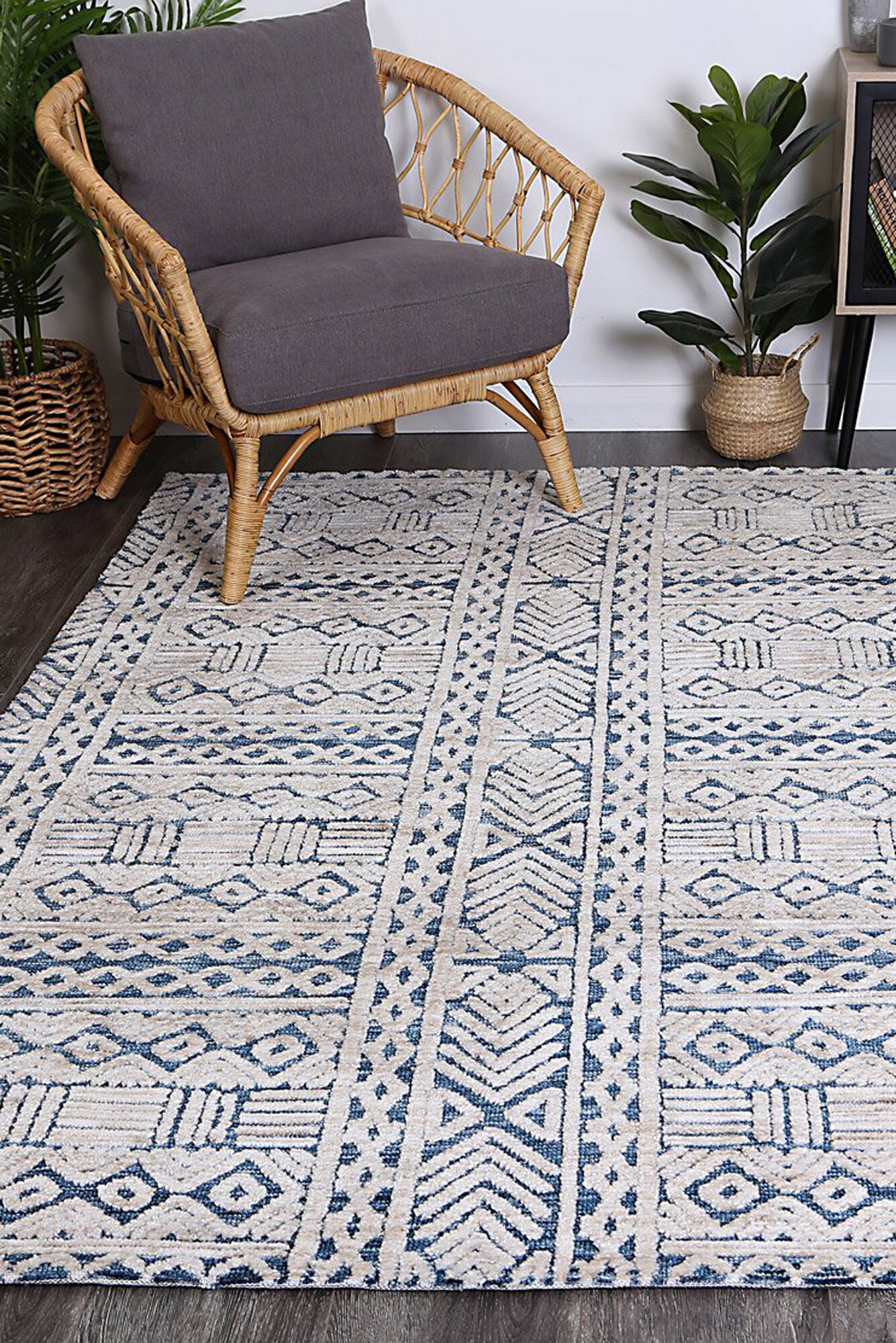 Amir Geometric Flatweave Rug(Size 230 x 160cm)