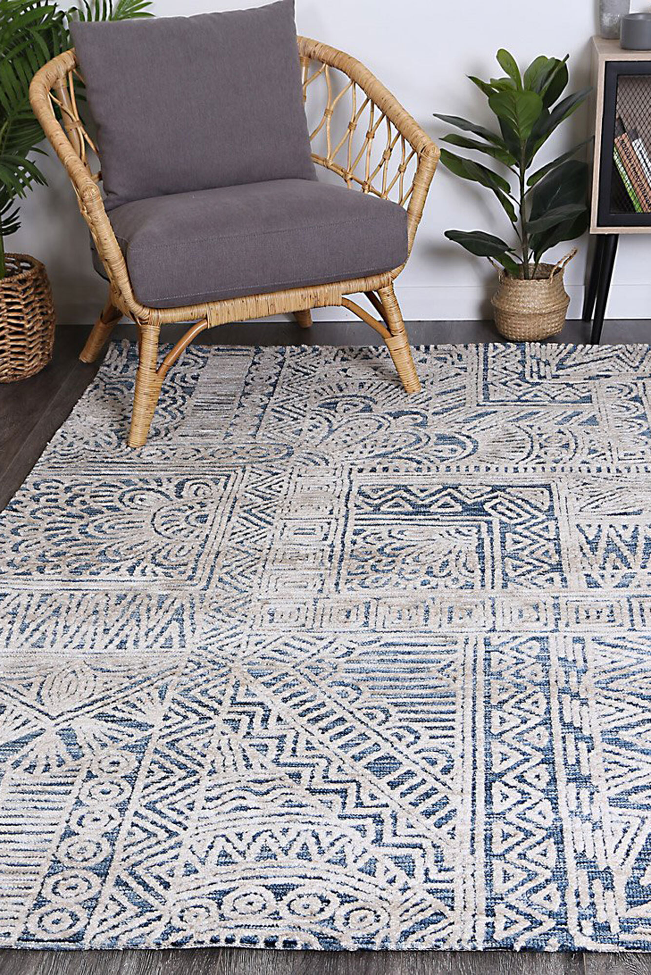 Amir Geometric Flatweave Rug(Size 230 x 160cm)