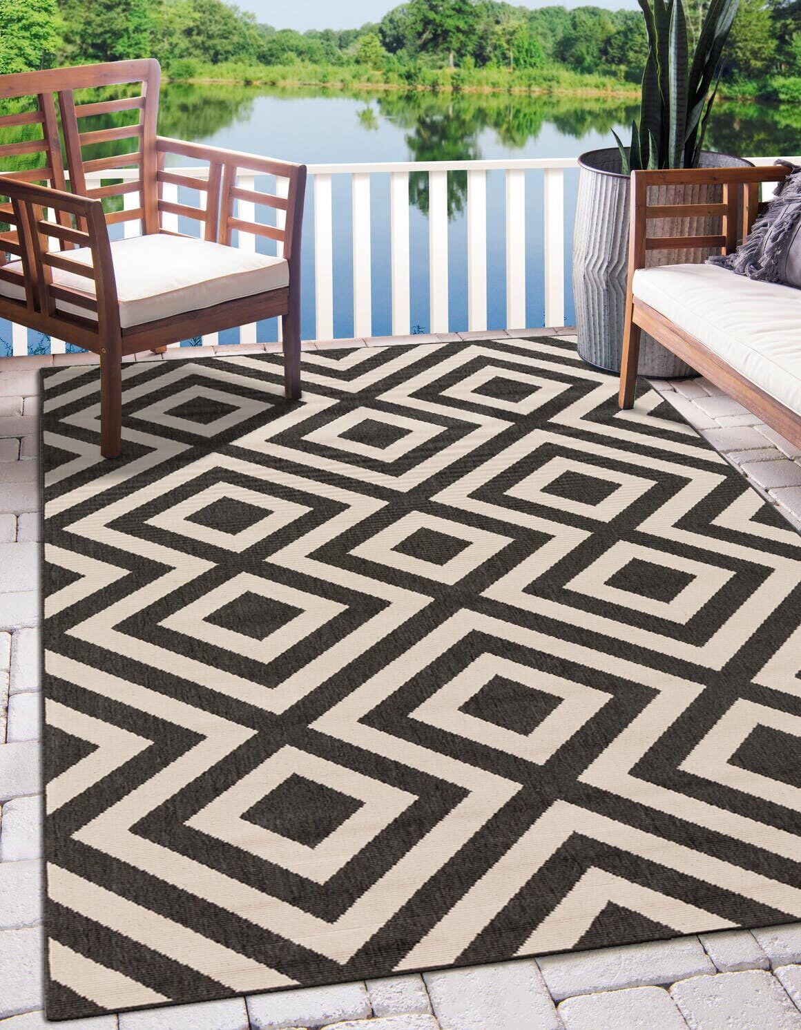 Ambient Geometric Outdoor Rug(Size 170 x 120cm)