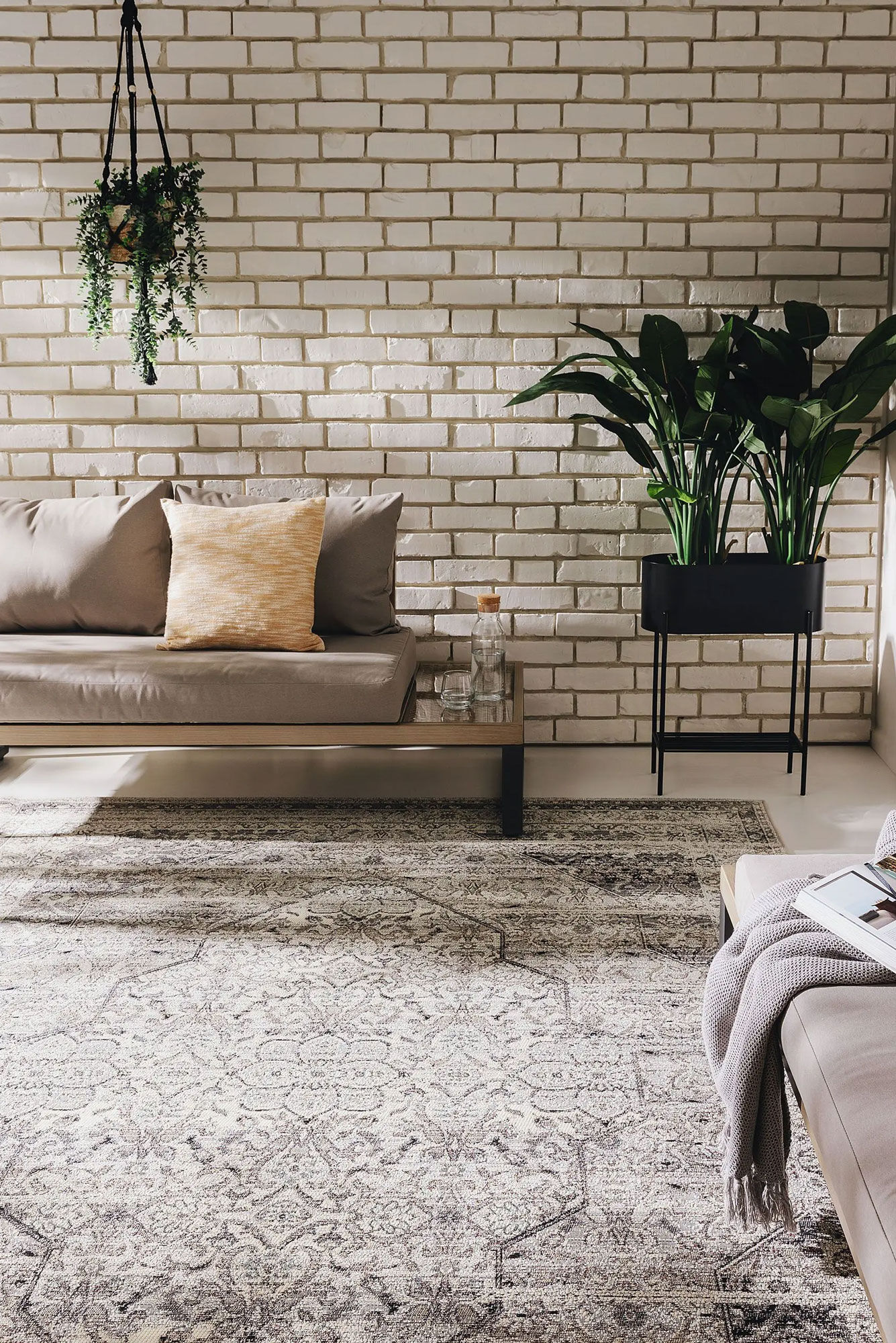 Large View Aperto Floral Medallion Rug(Size 235 x 160cm)