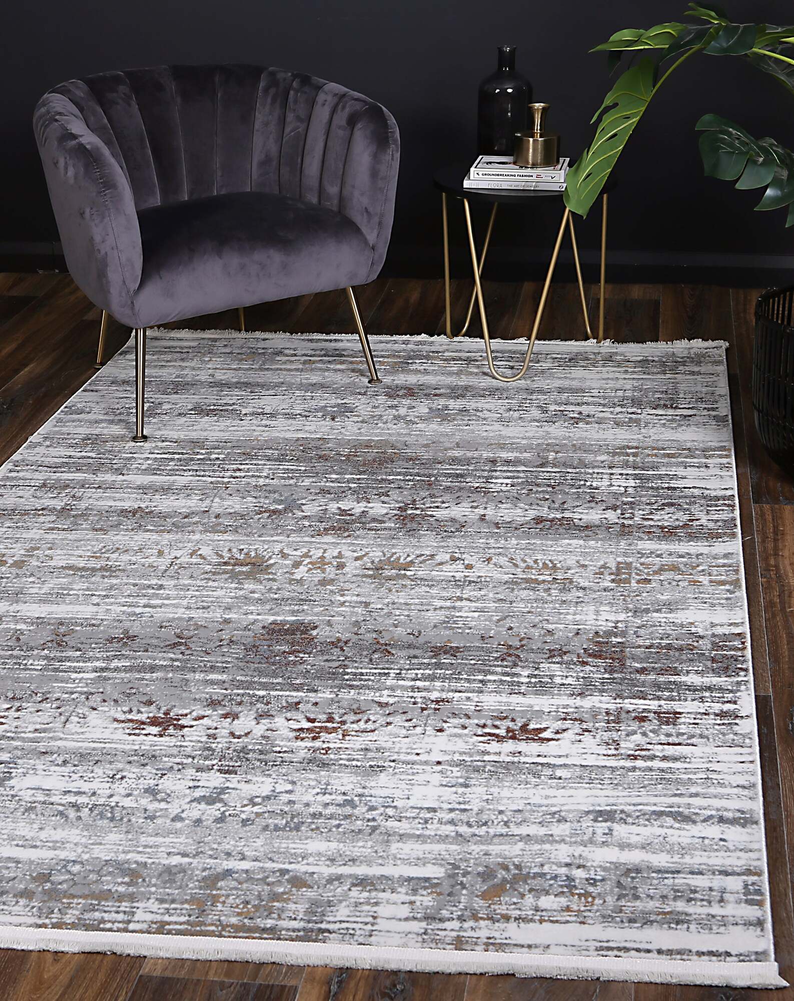 Bari Contemporary Fringed Rug(Size 230 x 160cm)