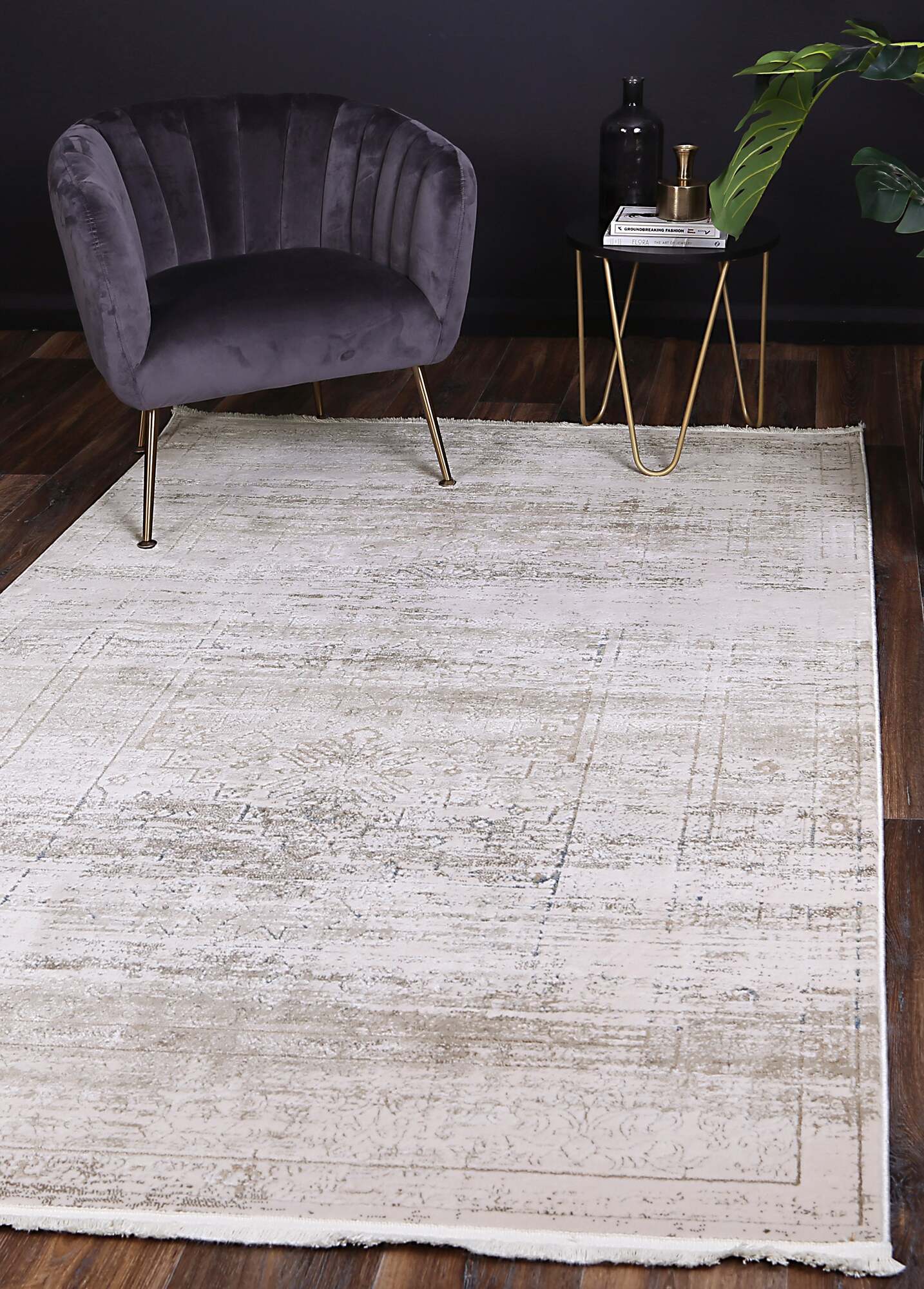 Large View Bari Traditional Fringed Rug(Size 230 x 160cm)