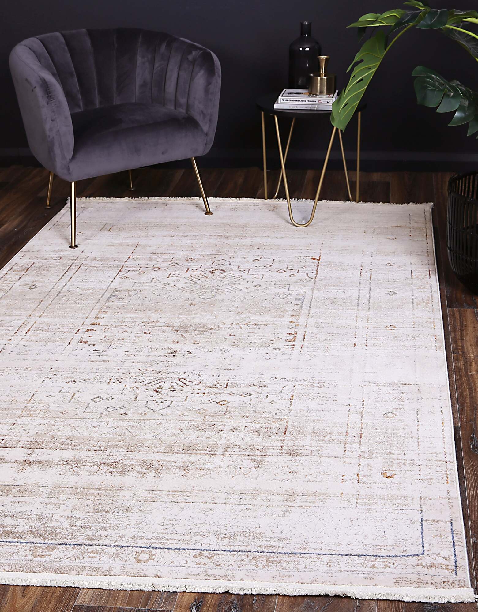Large View Bari Traditional Fringed Rug(Size 230 x 160cm)