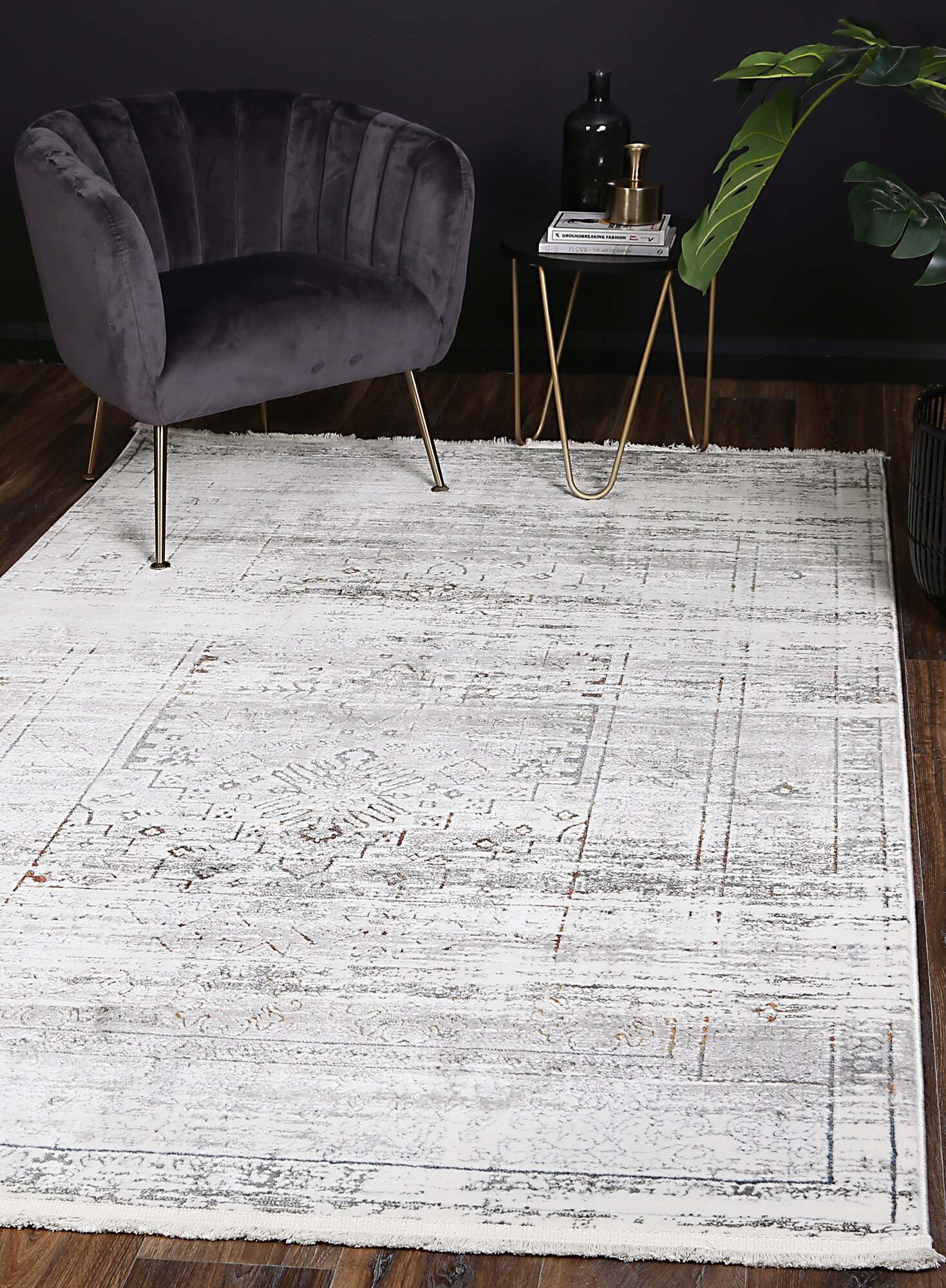Large View Bari Traditional Fringed Rug(Size 230 x 160cm)