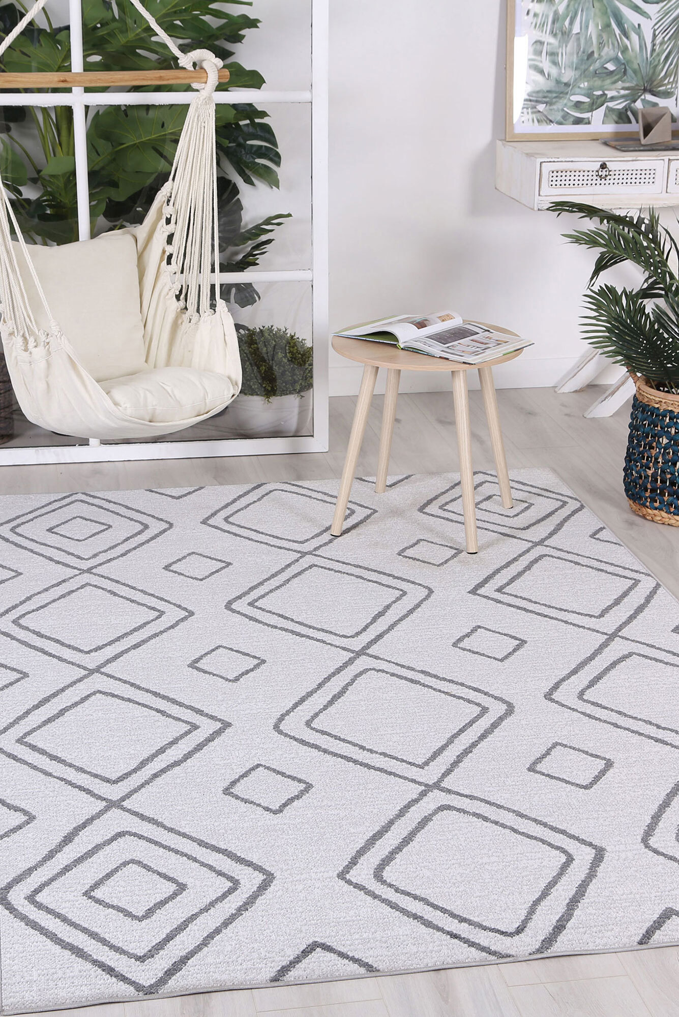 Large View Casa Diamond Pattern Rug(Size 230 x 160cm)