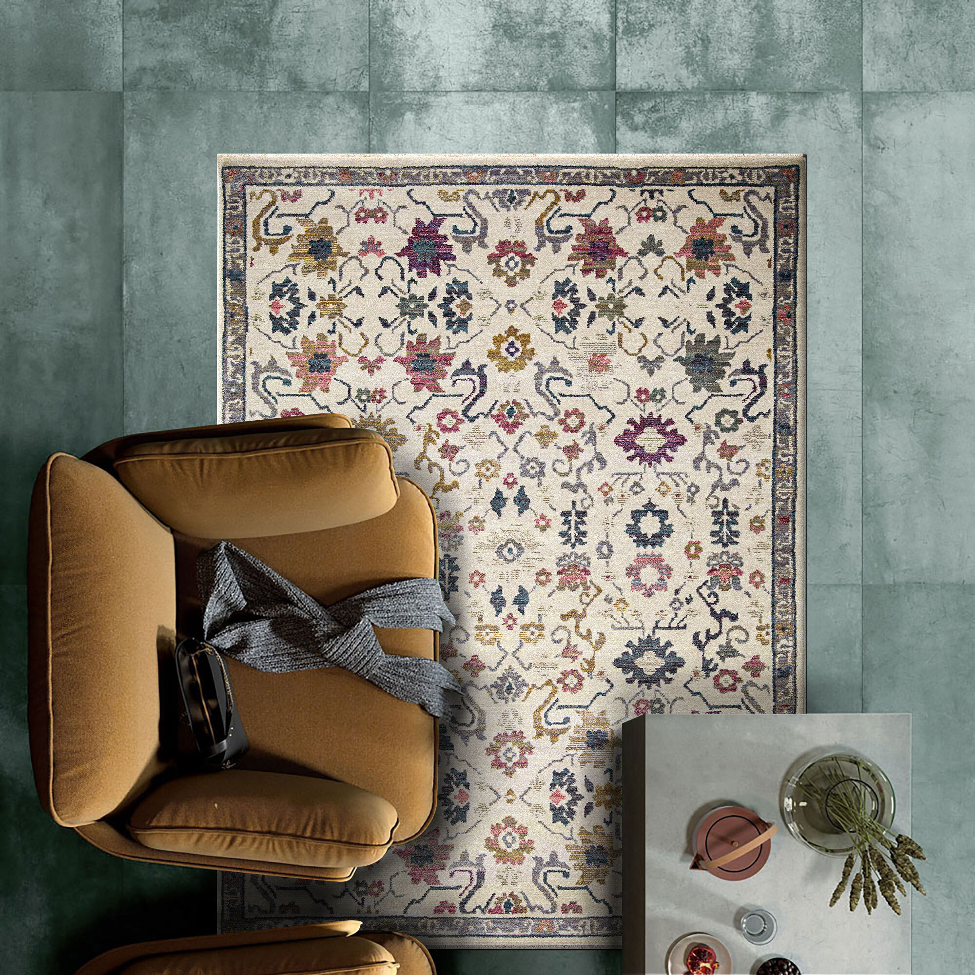 Large View Cora Traditional Floral Motif Rug