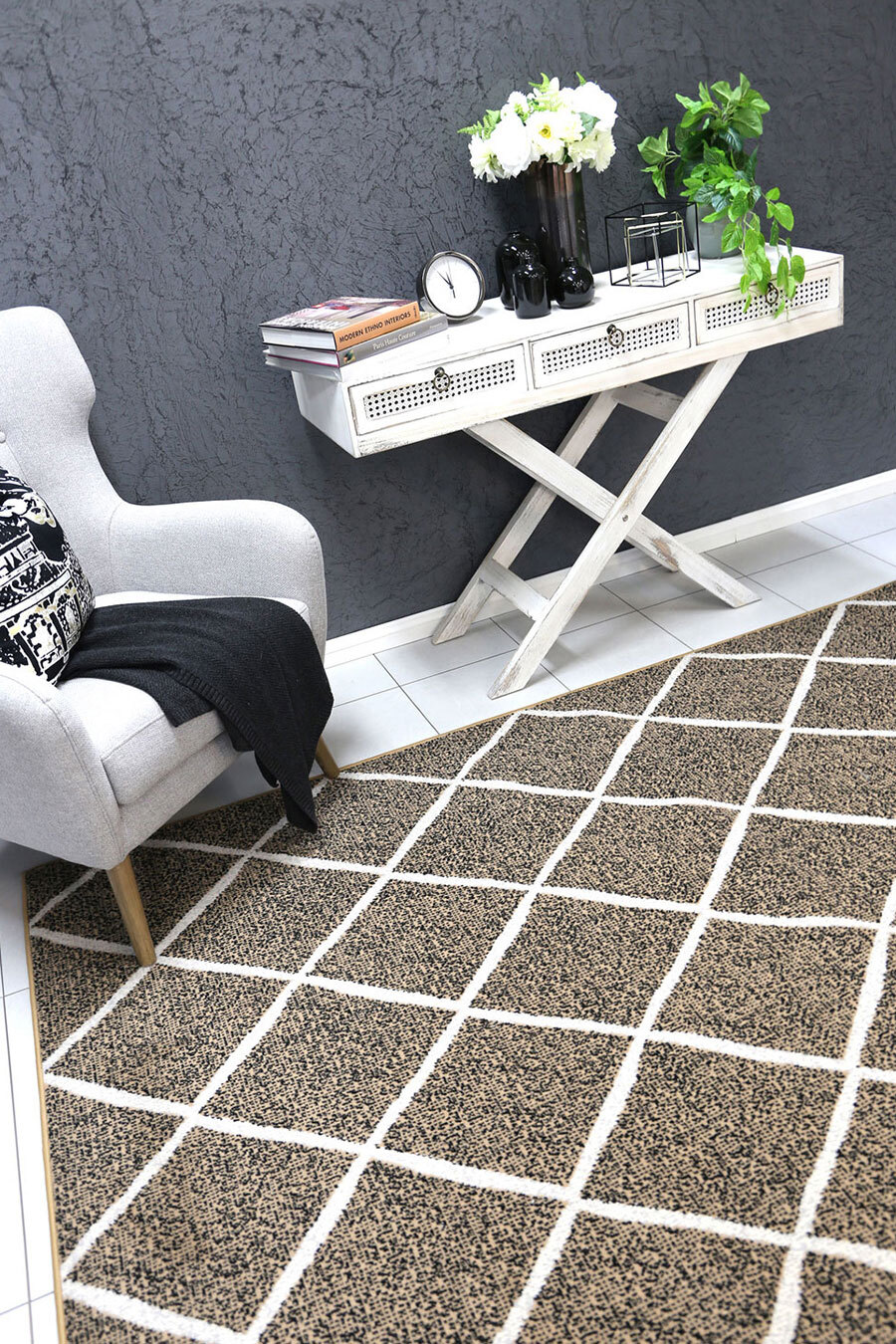 Emma Modern Trellis Rug(Size 230 x 160cm)