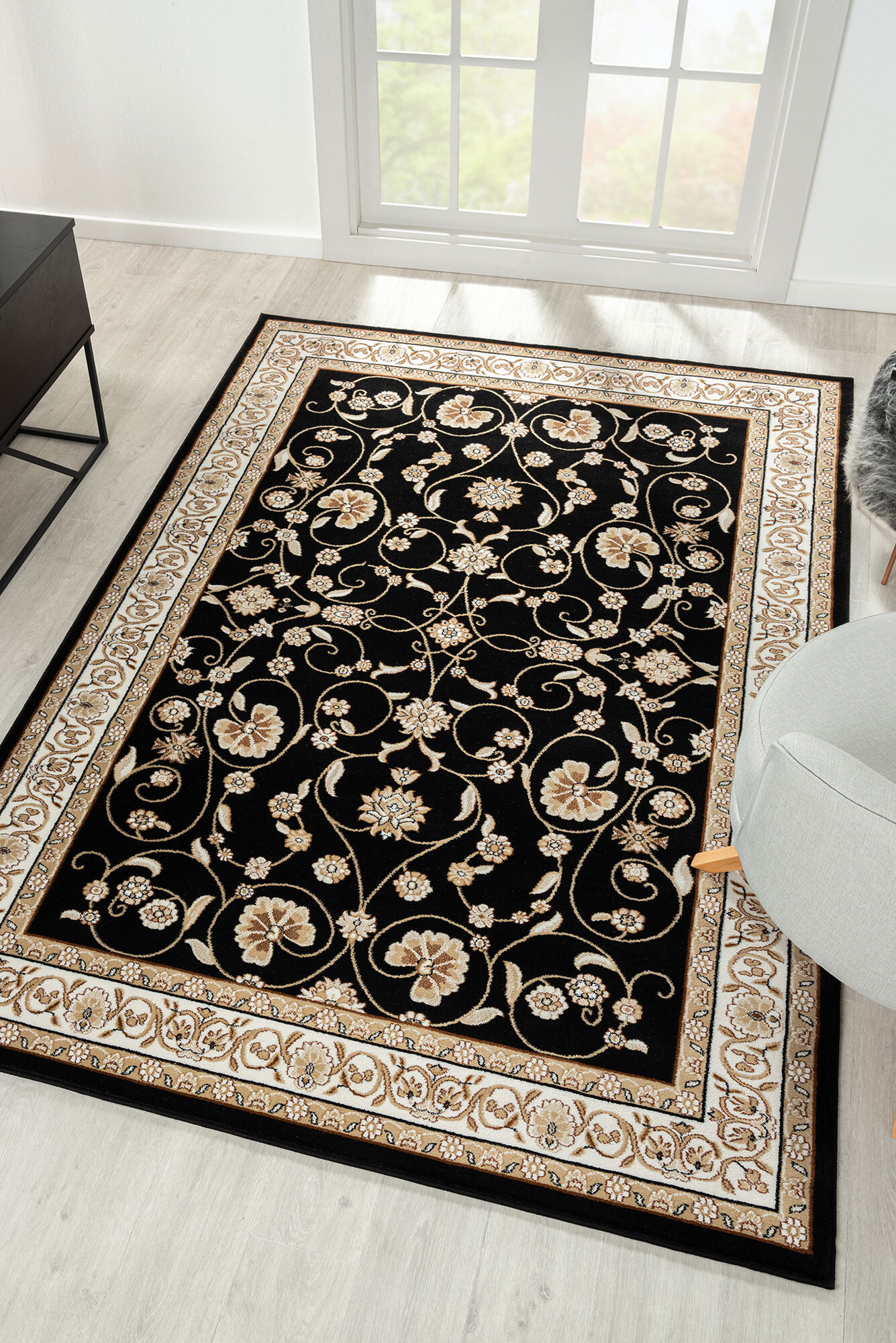 Erwin Traditional Floral Rug(Size 170 x 120cm)