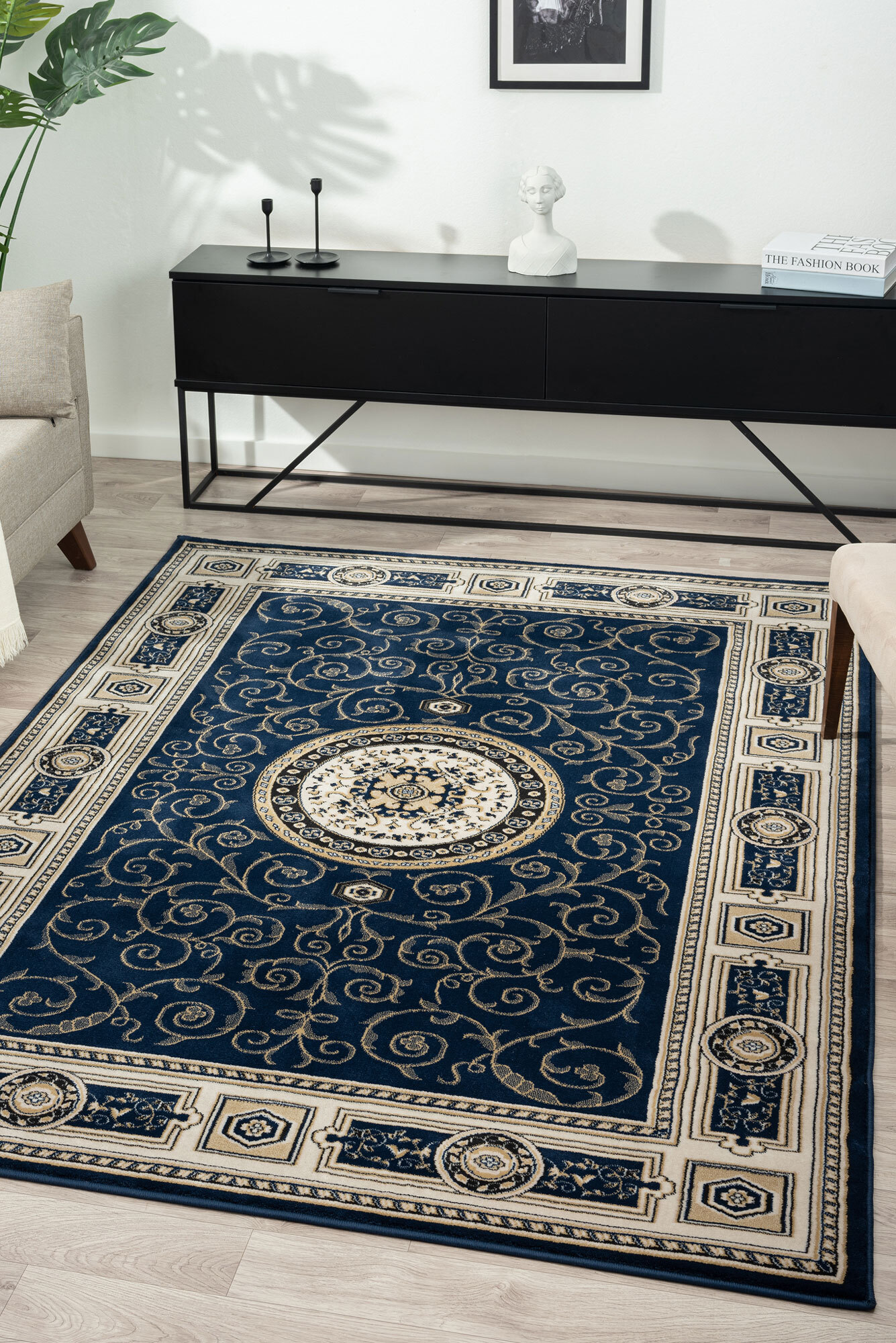 Erwin Traditional Medallion Rug(Size 230 x 160cm)