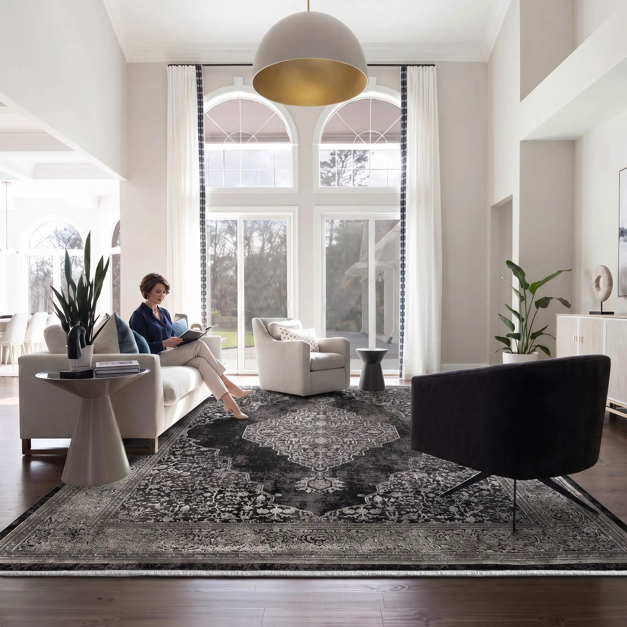 Fendi Traditional Medallion Rug