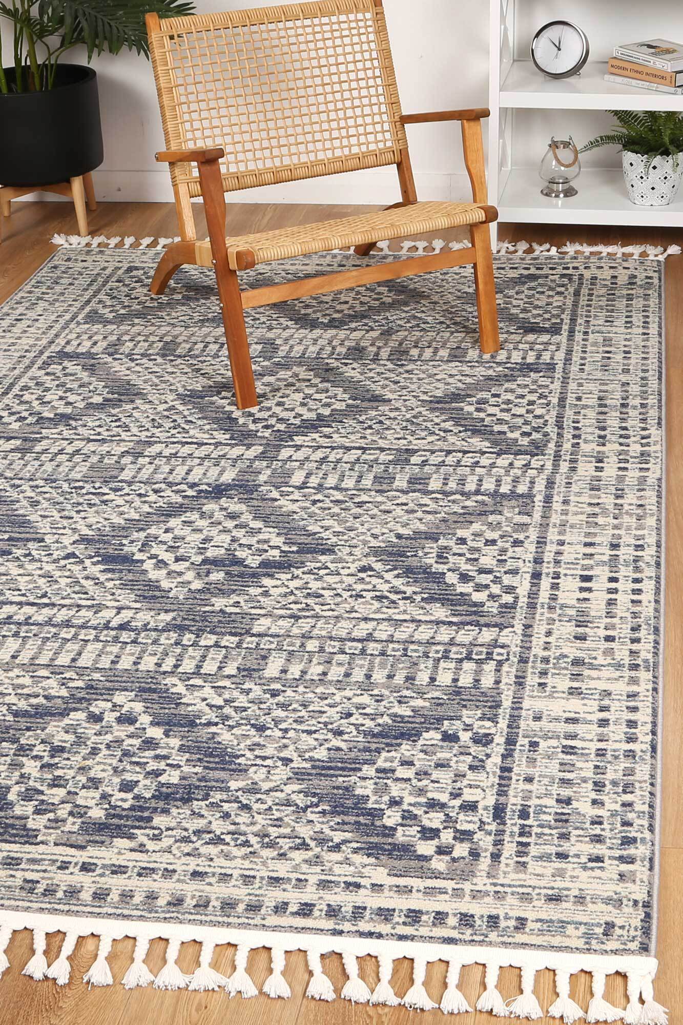 Inti Moroccan Grey Geometric Rug(Size 230 x 160cm)