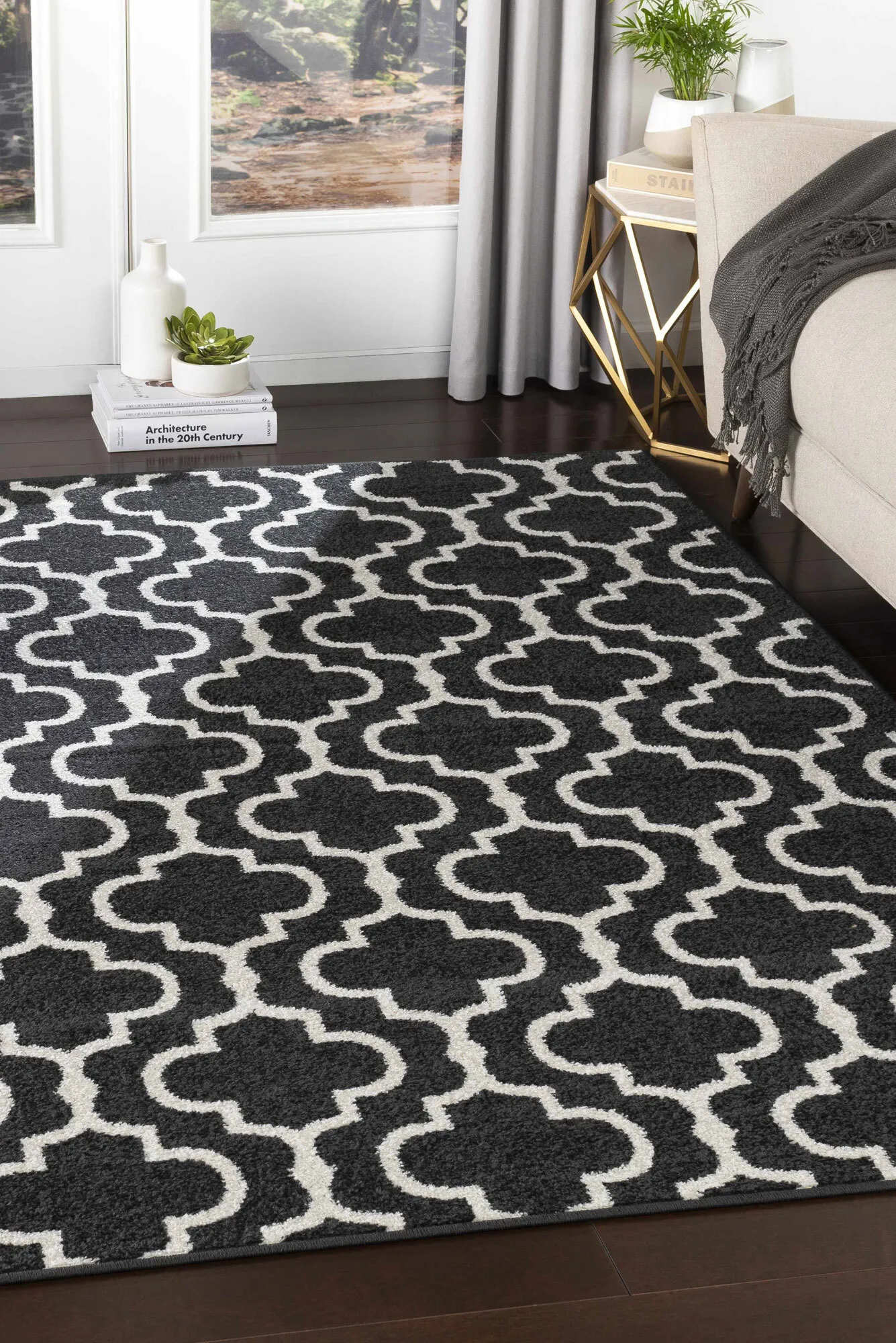 Jack Trellis Pattern Black Rug(Size 270 x 180cm)