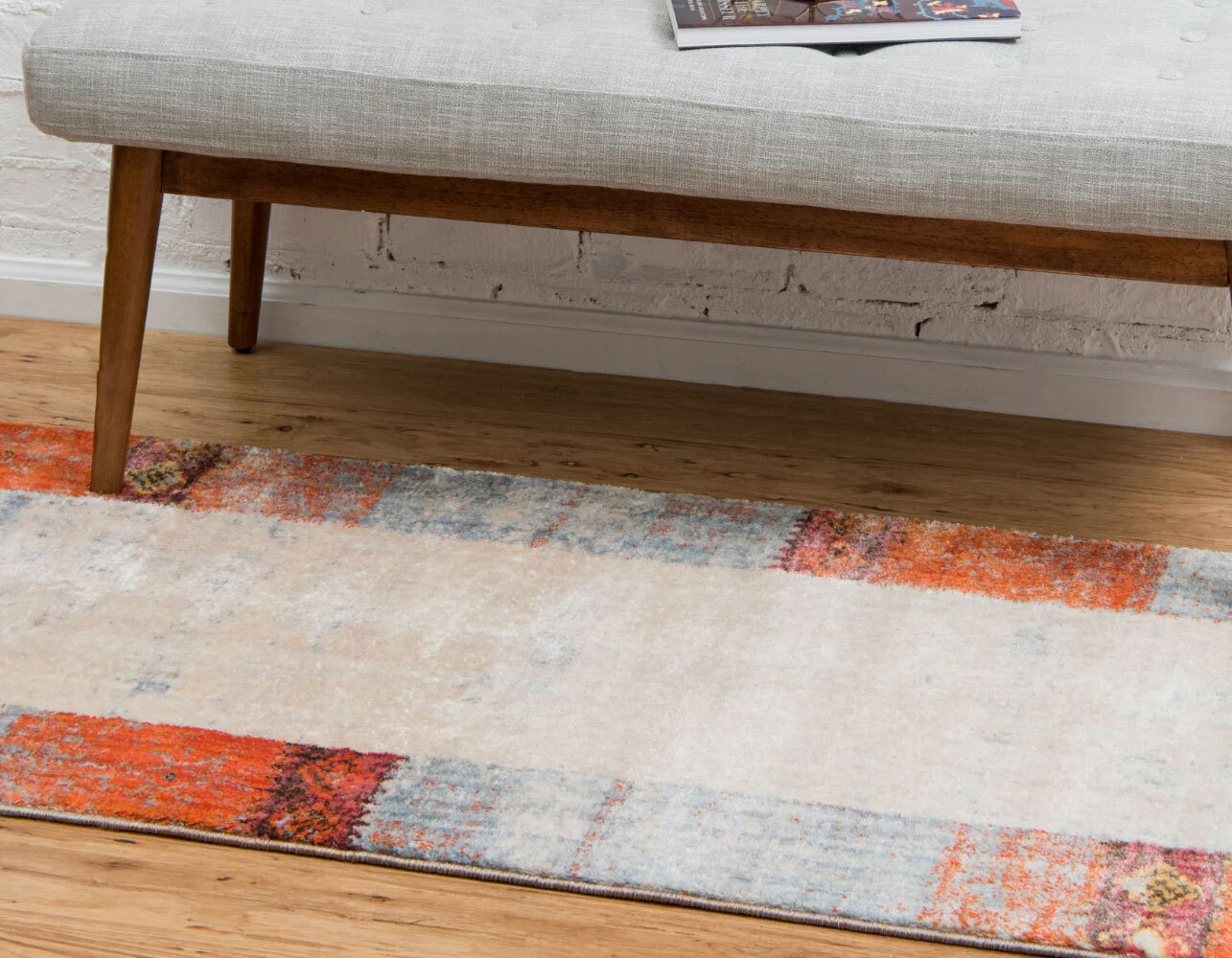 Large View Lisa Contemporary Border Rug