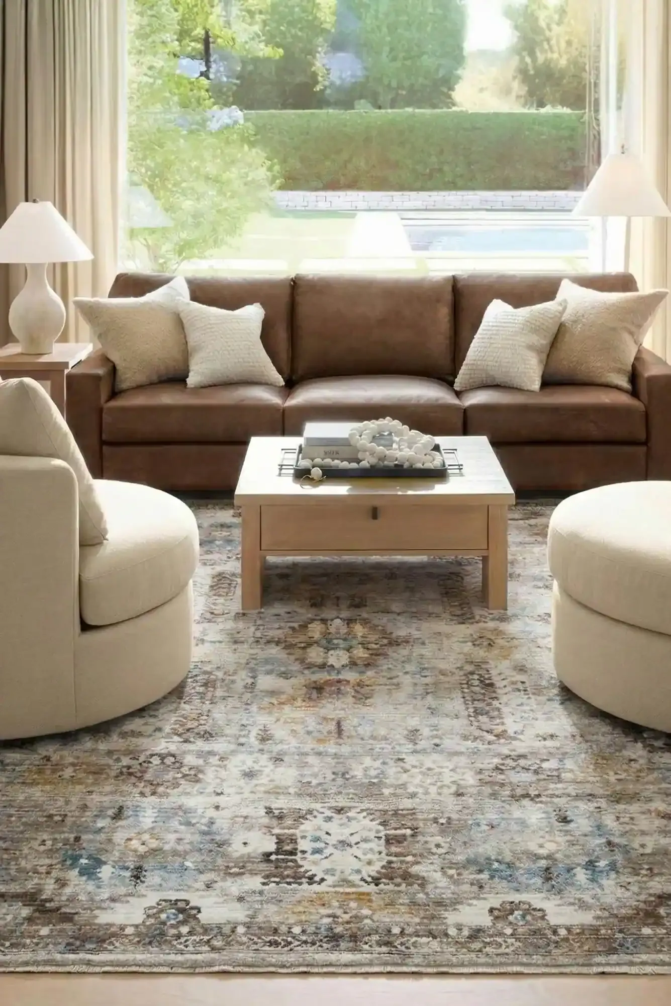 Lukas Traditional Medallion Rug(Size 290 x 200cm)
