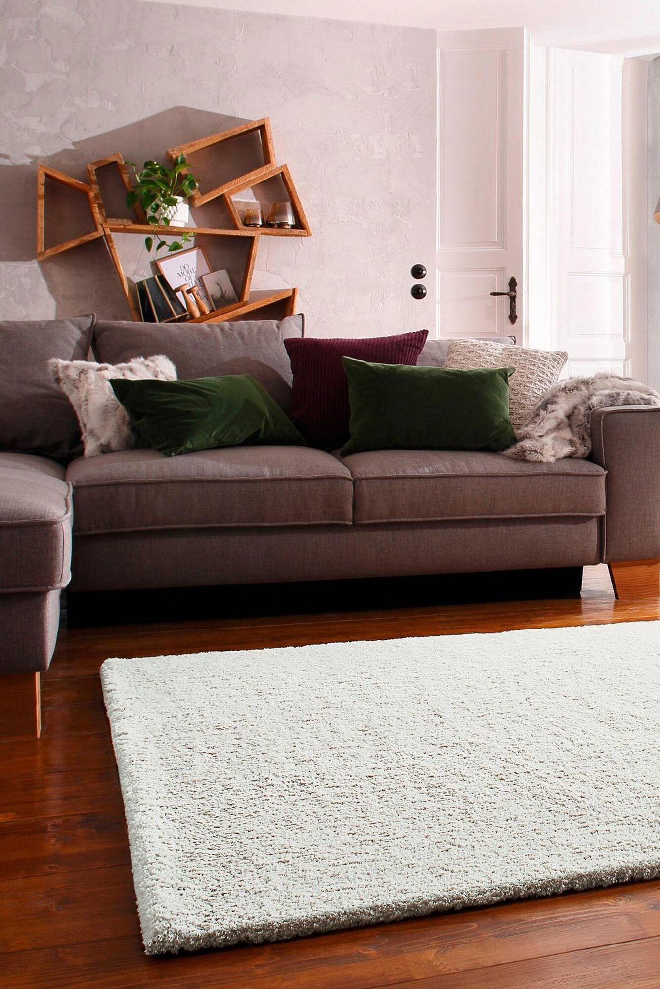 Large View Levis Plain White Shaggy Rug(Size 160 x 120cm)