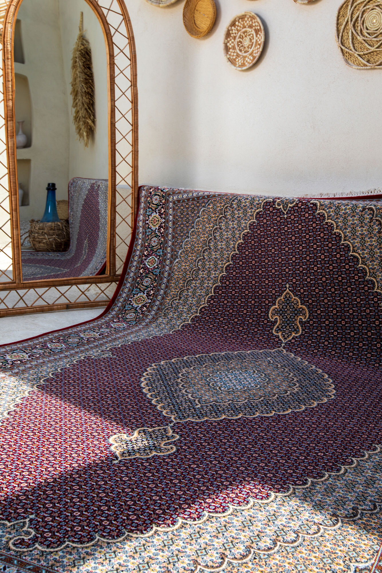 Large View Mahi Traditional Rug(Size 300 x 200cm)