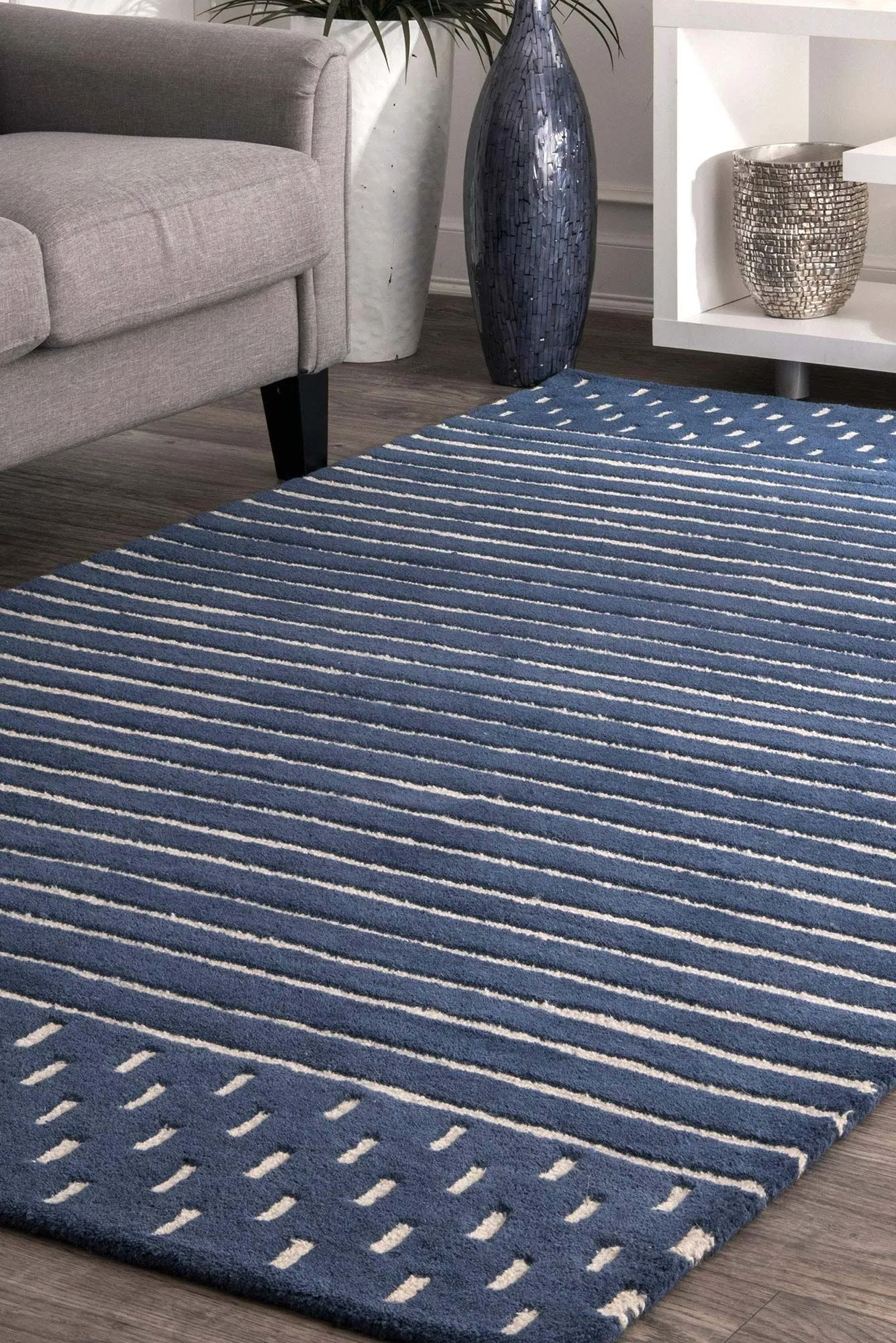 Manilla Hand Tufted Wool Rug(Size 170 x 120cm)