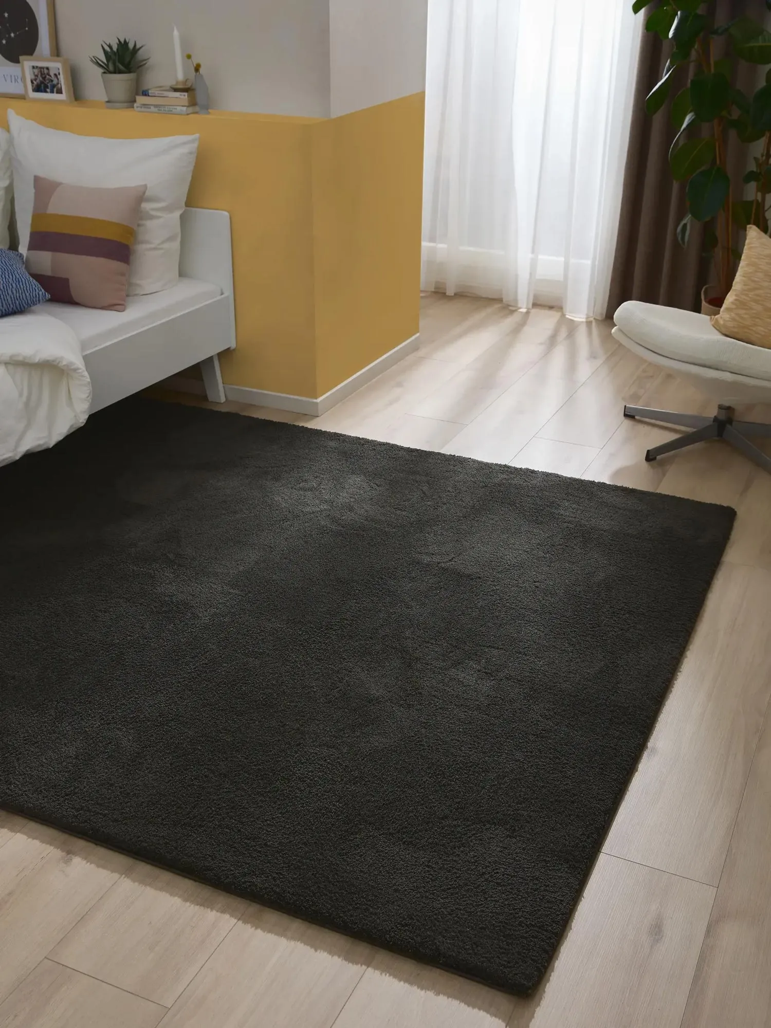 Mojito Plain Black Shaggy Rug