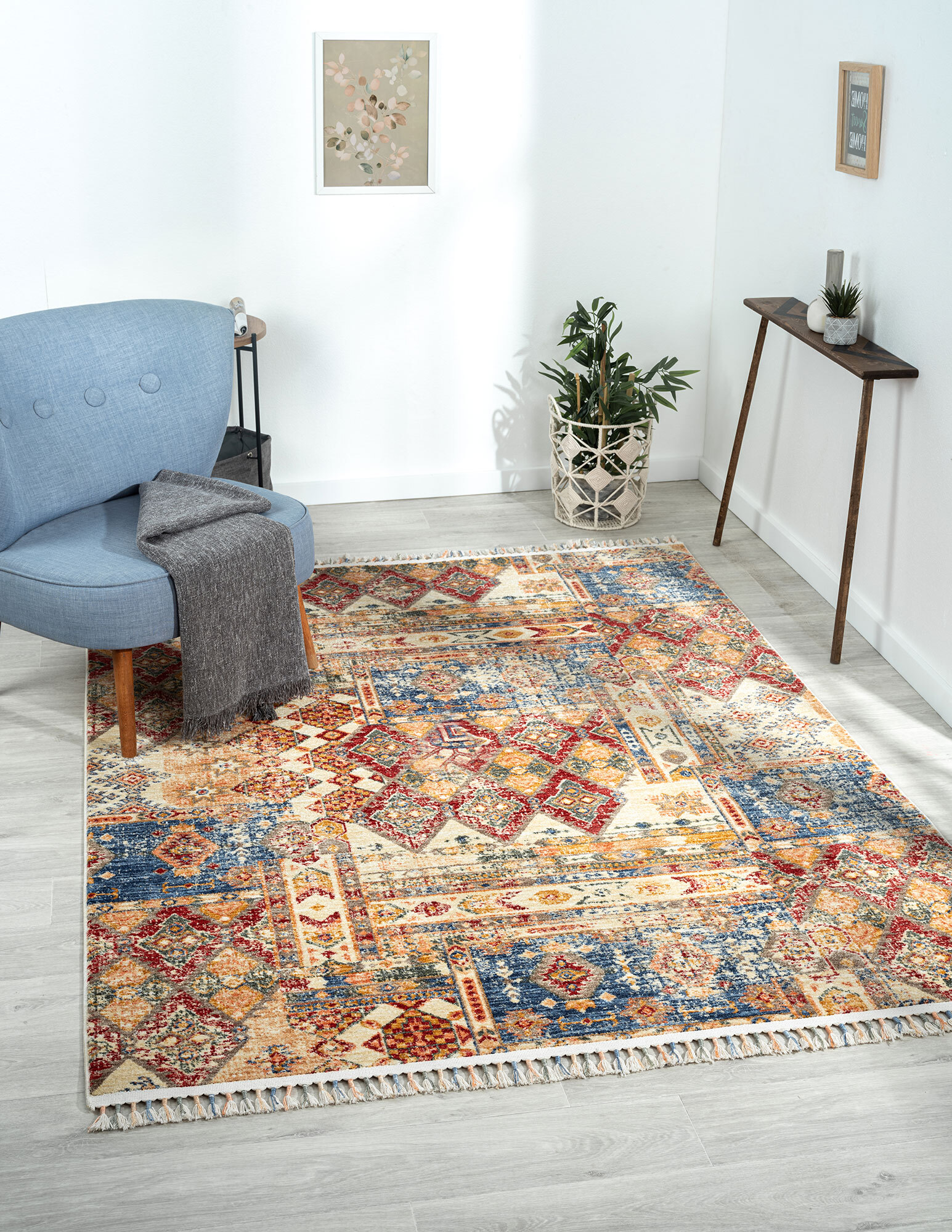 Large View Opal Traditional Fringed Rug