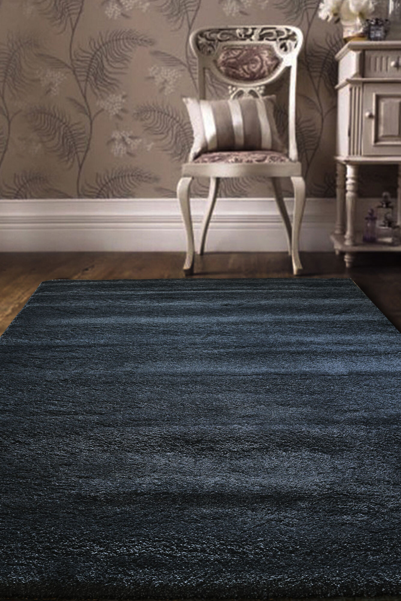 Posh Modern Plain Black Rug(Size 170 x 120cm)