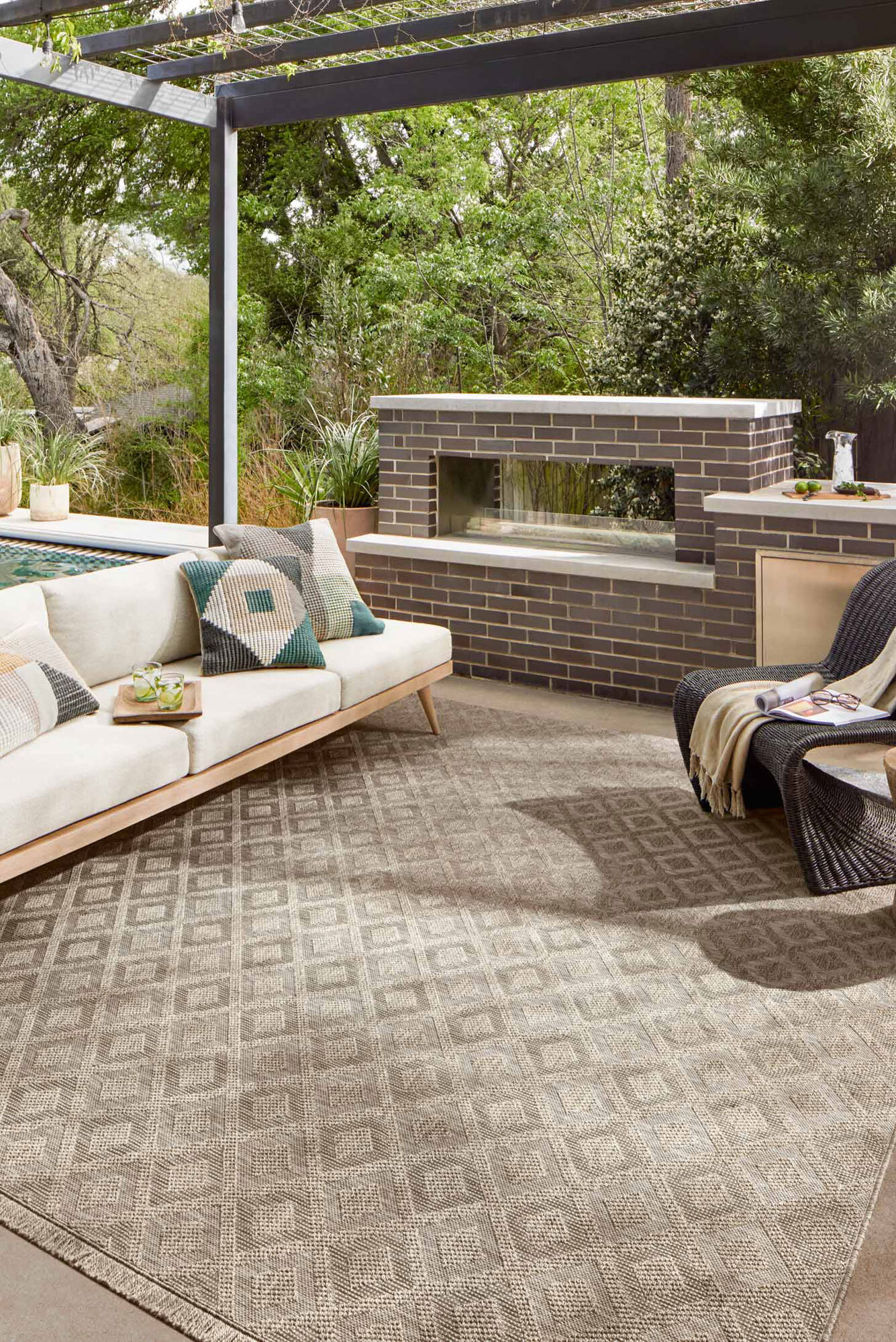 Patina Indoor/Outdoor Rug(Size 290 x 200cm)
