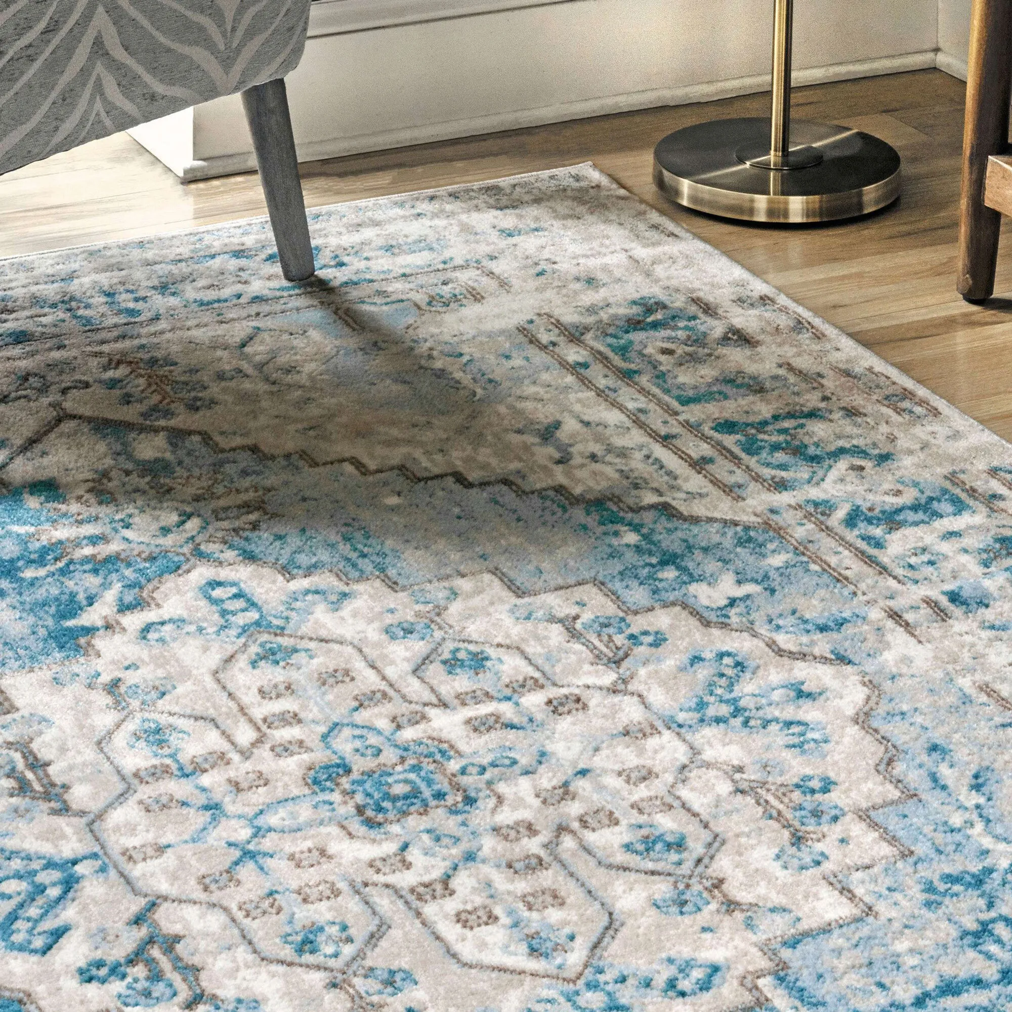 Large View Persico Traditional Medallion Rug