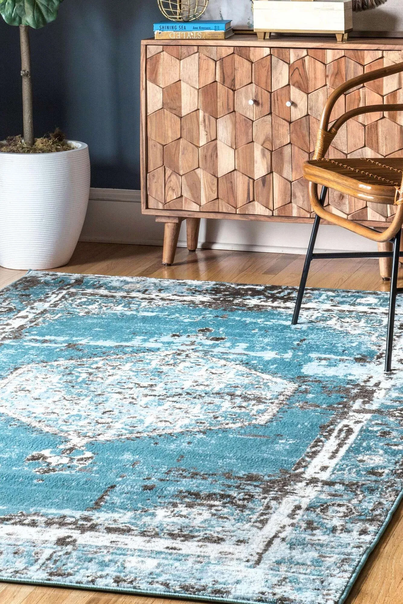 Persico Traditional Medallion Rug(Size 230 x 160cm)