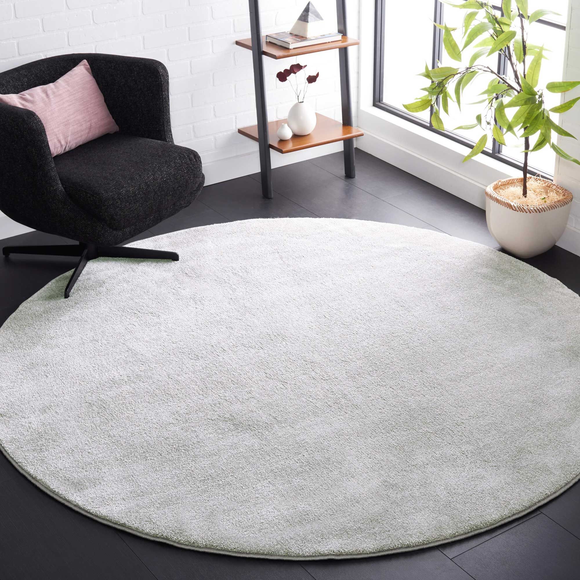 Large View Plush Plain Grey Rug